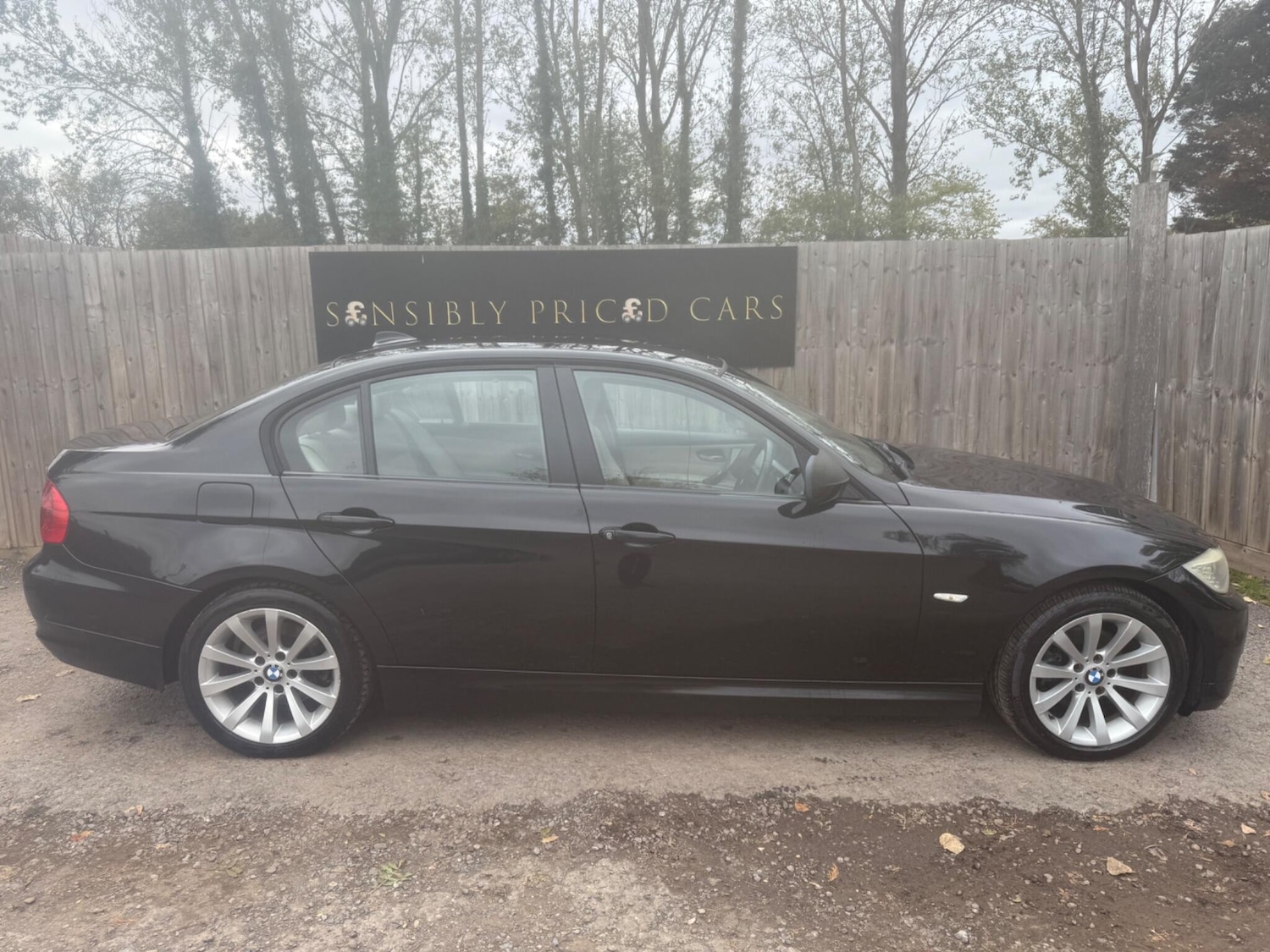 Used BMW 3 Series 2010 for sale - 76607245: Photo 4