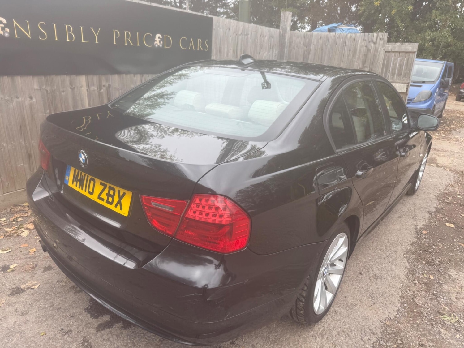 Used BMW 3 Series 2010 for sale - 76607245: Photo 5