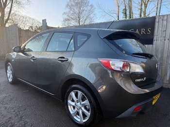 Used Mazda Mazda3 2009 for sale - 77017044: Photo