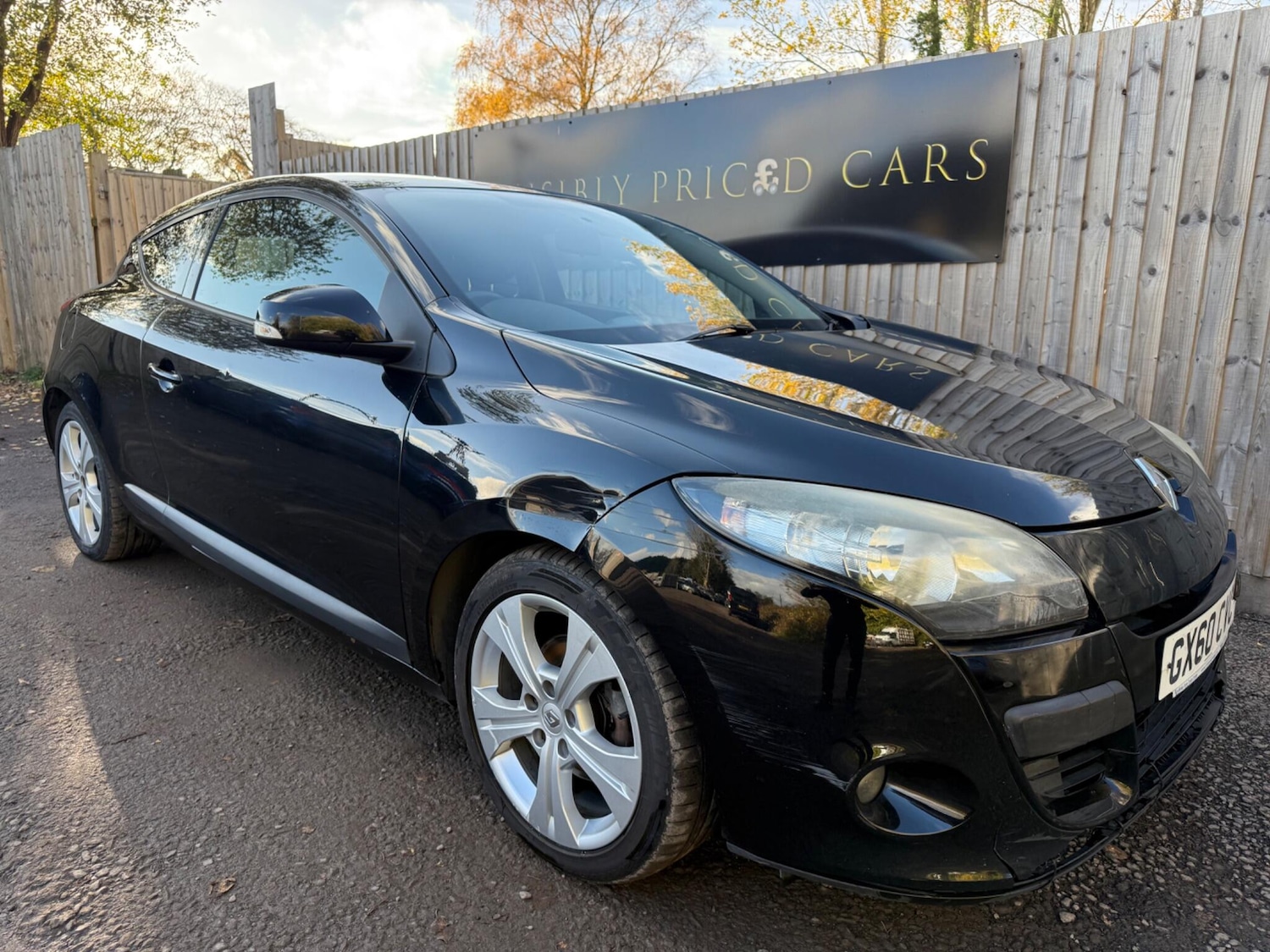 Used Renault Megane 2010 for sale - 76607448: Photo 1