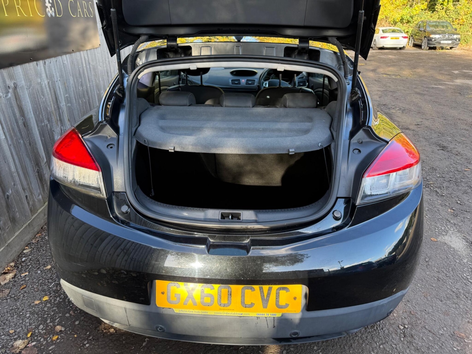 Used Renault Megane 2010 for sale - 76607448: Photo 12