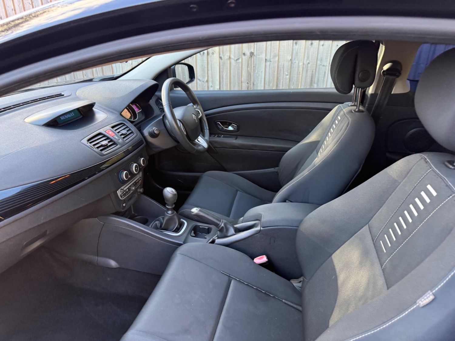 Used Renault Megane 2010 for sale - 76607448: Photo 13