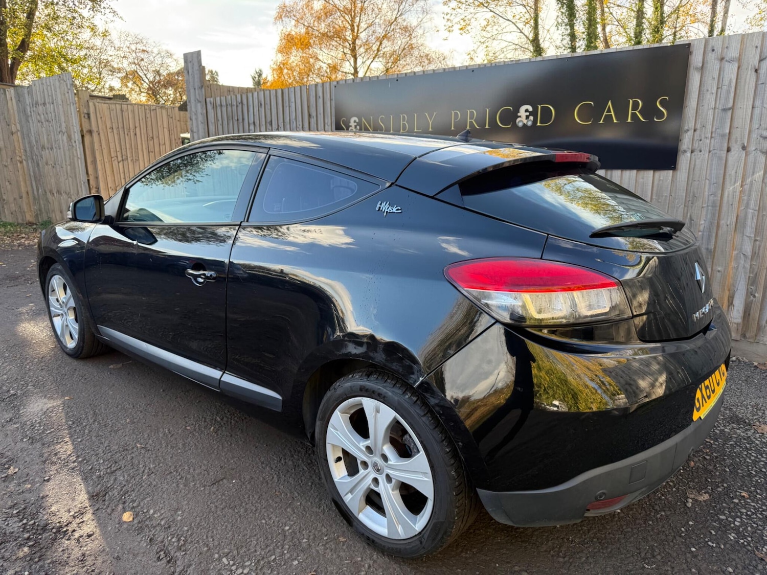 Used Renault Megane 2010 for sale - 76607448: Photo 4
