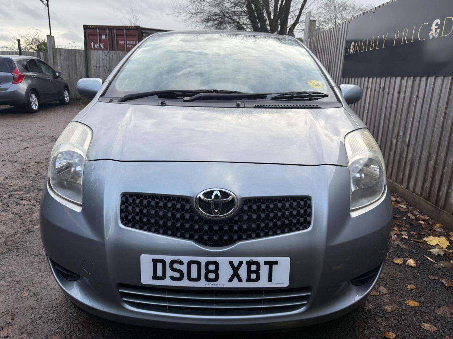 Used Toyota Yaris 2008 for sale - 76850166: Photo 2