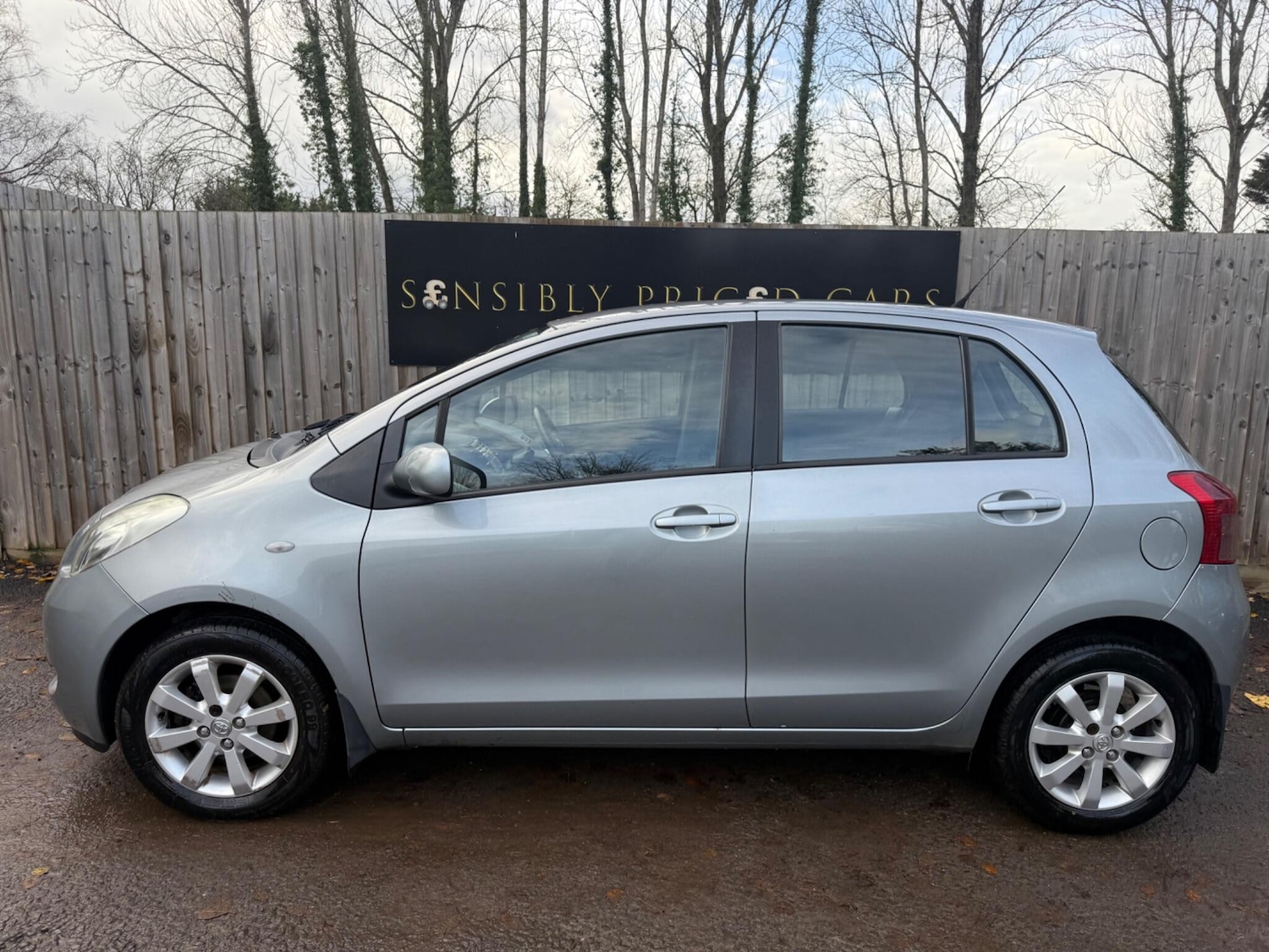 Used Toyota Yaris 2008 for sale - 76850166: Photo 5