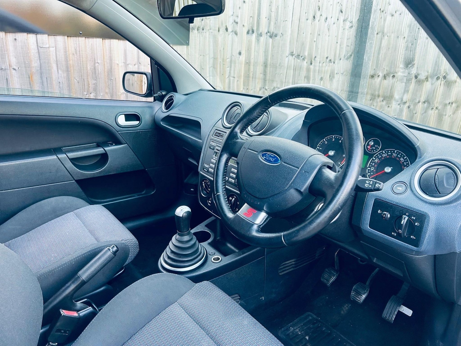 Used Ford Fiesta 2007 for sale - 76608342: Photo 9