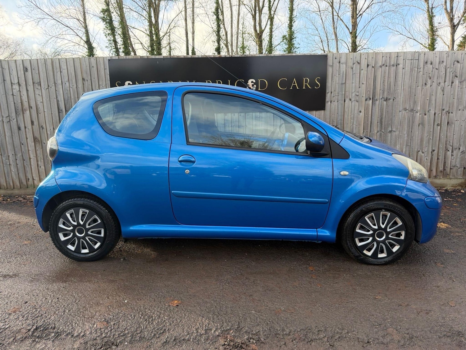 Used Toyota AYGO 2009 for sale - 76771656: Photo 6