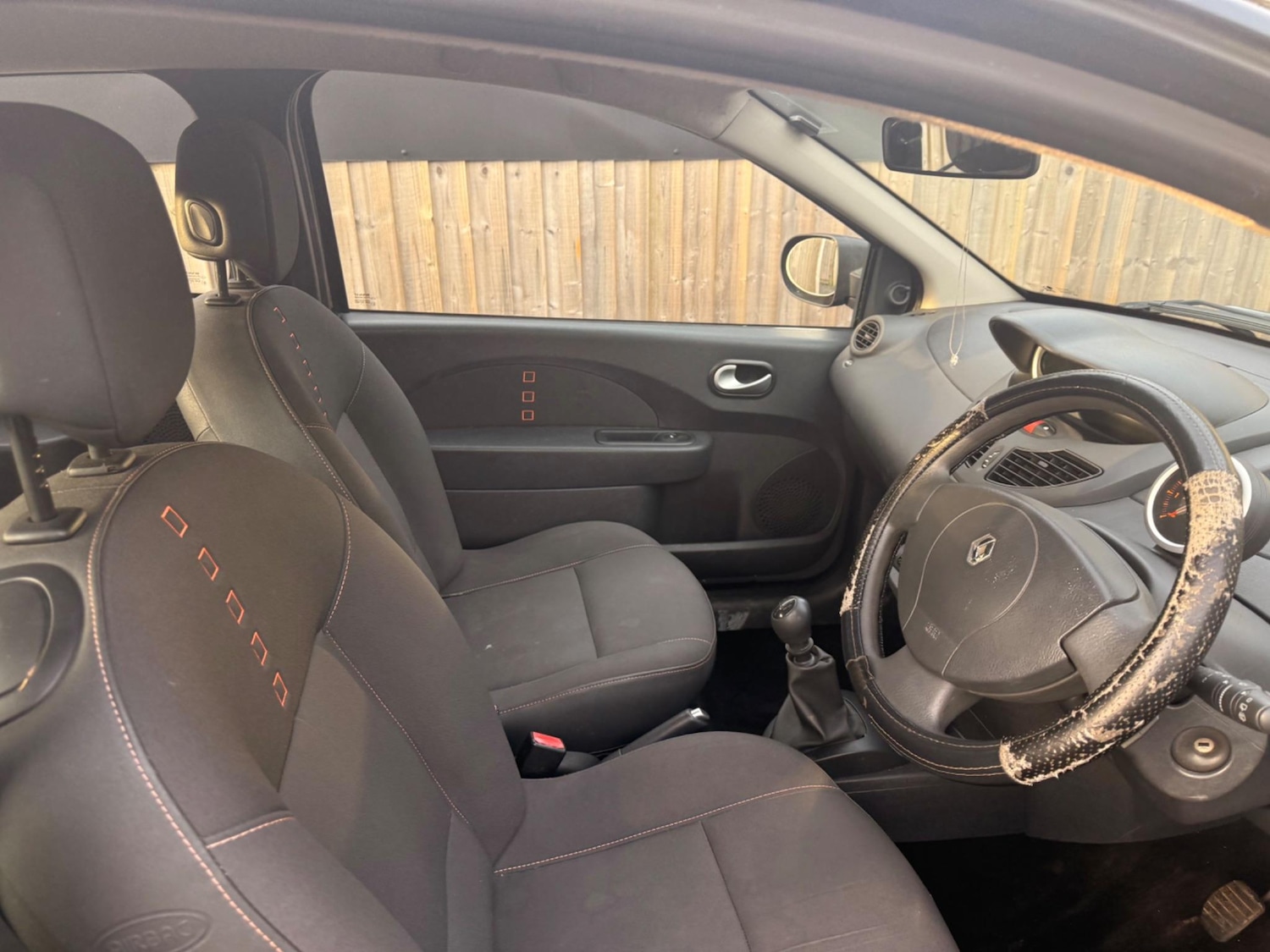 Used Renault Twingo 2010 for sale - 76608067: Photo 10