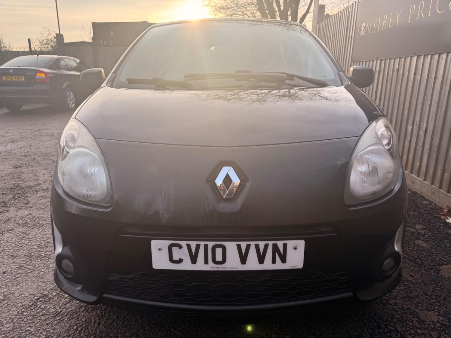 Used Renault Twingo 2010 for sale - 76608067: Photo 2