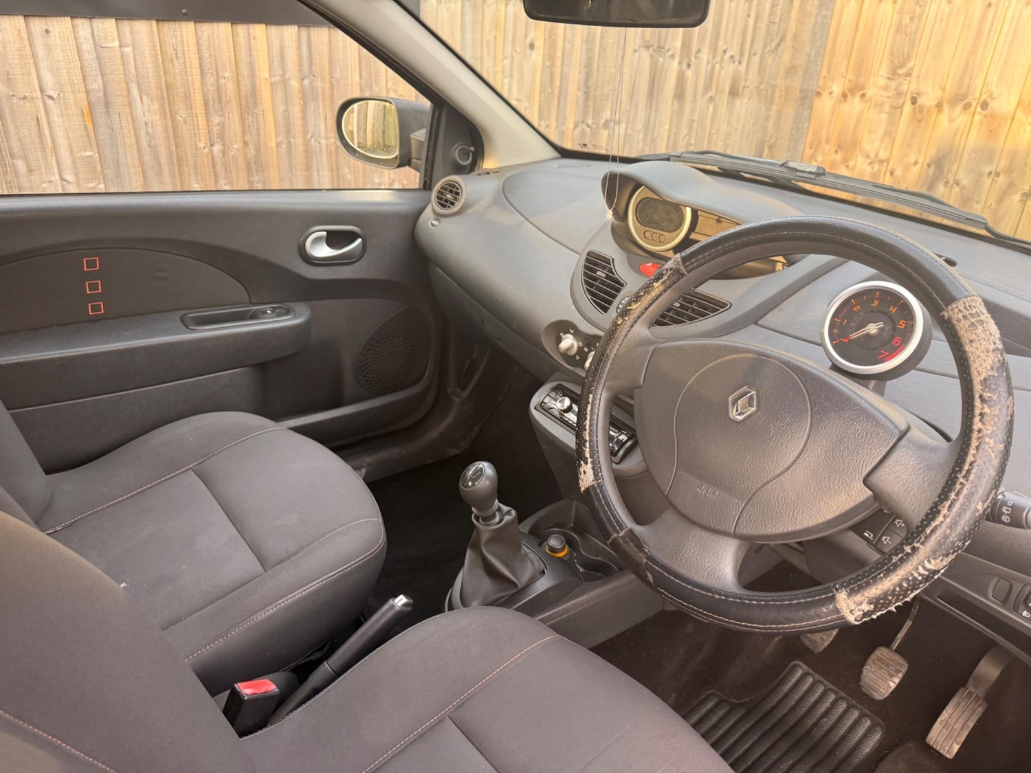 Used Renault Twingo 2010 for sale - 76608067: Photo 9