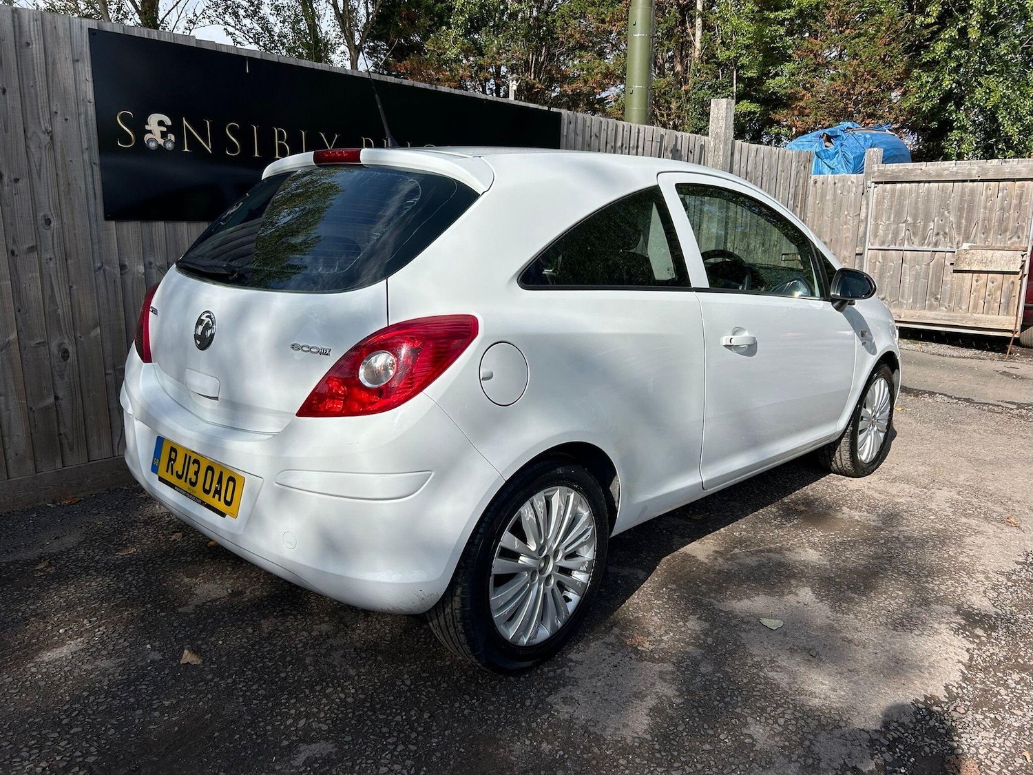 Used Vauxhall Corsa 2013 for sale - 76607055: Photo 9