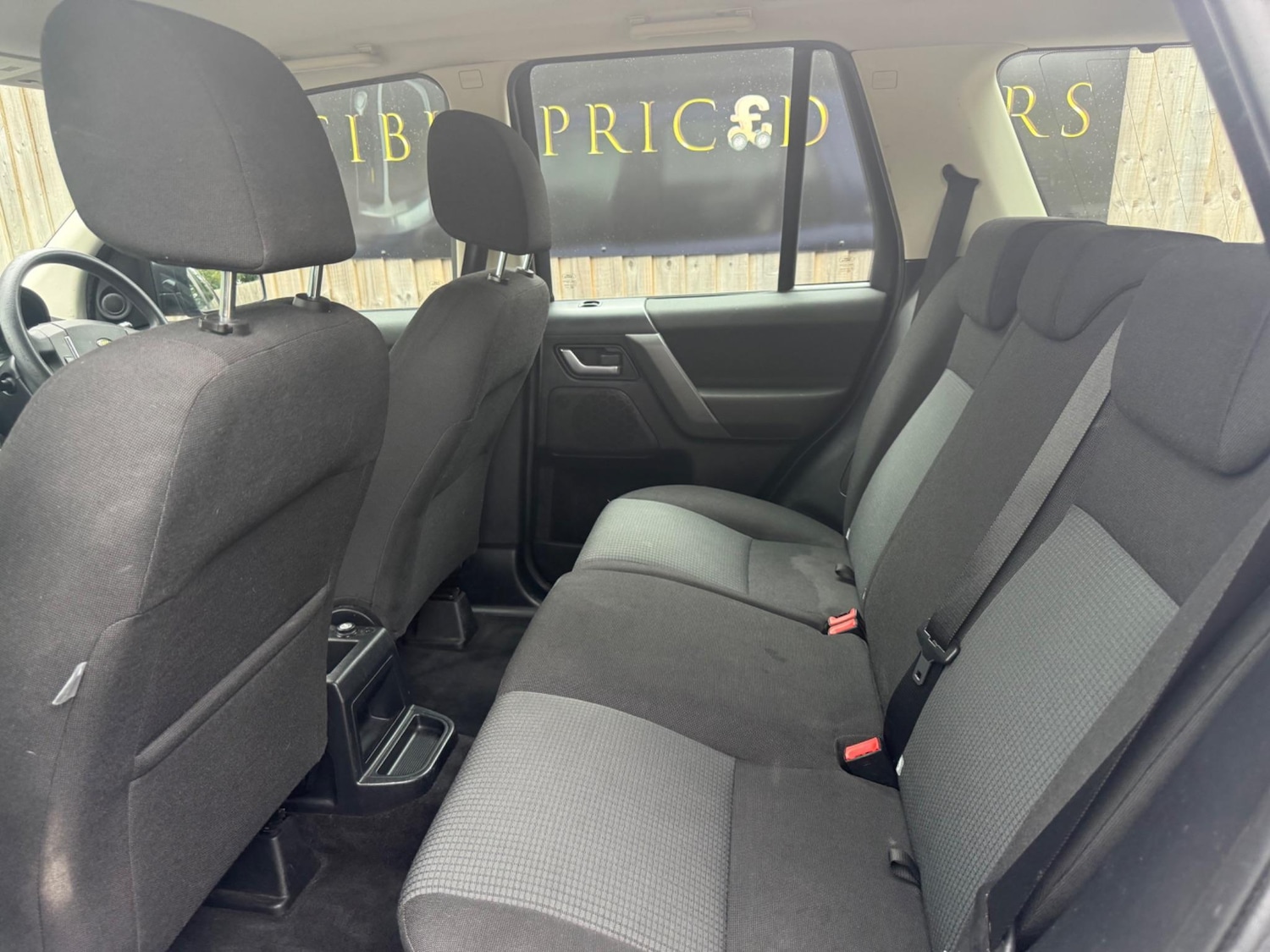 Used Land Rover Freelander 2010 for sale - 76607238: Photo 11