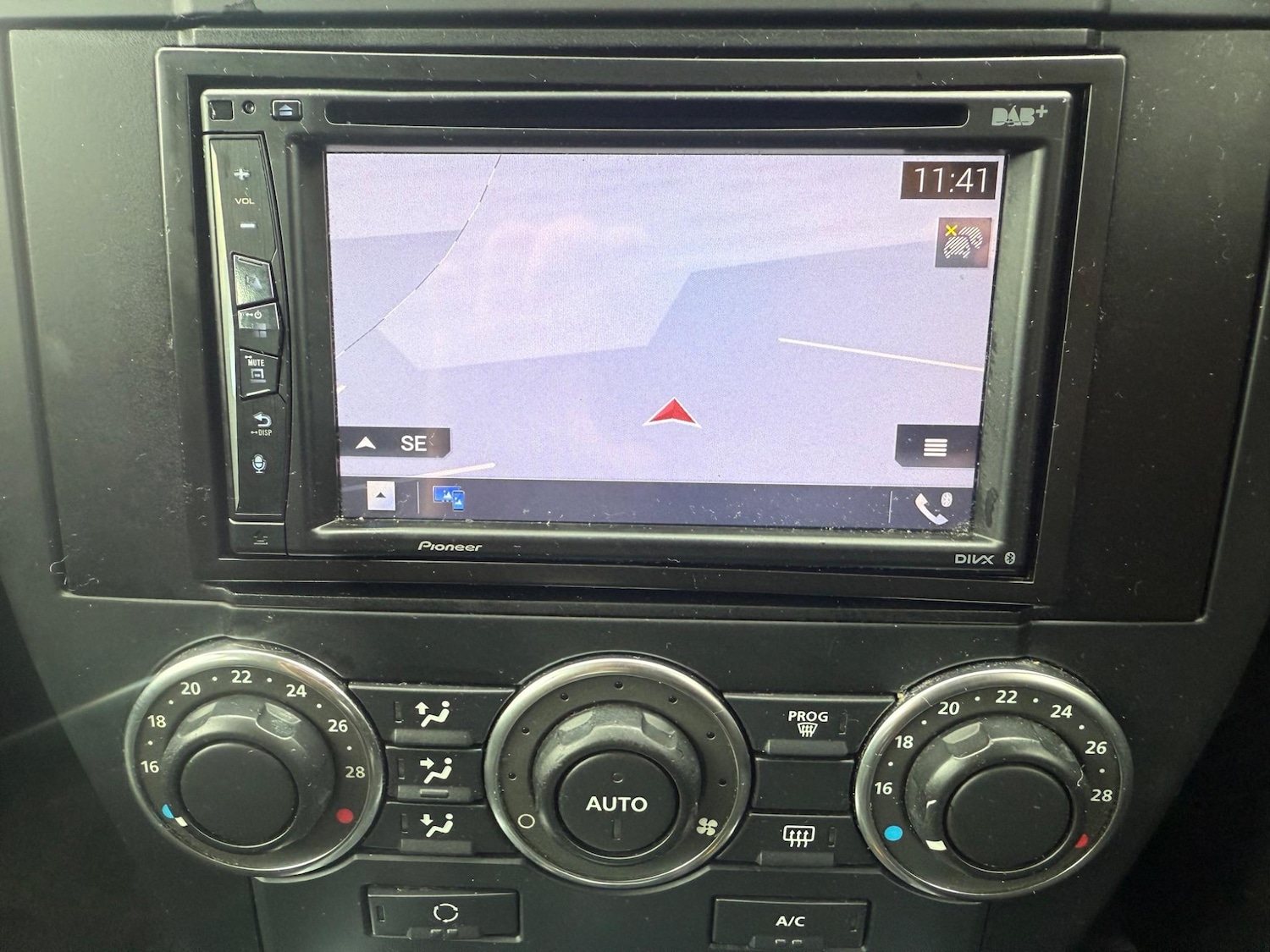 Used Land Rover Freelander 2010 for sale - 76607238: Photo 14