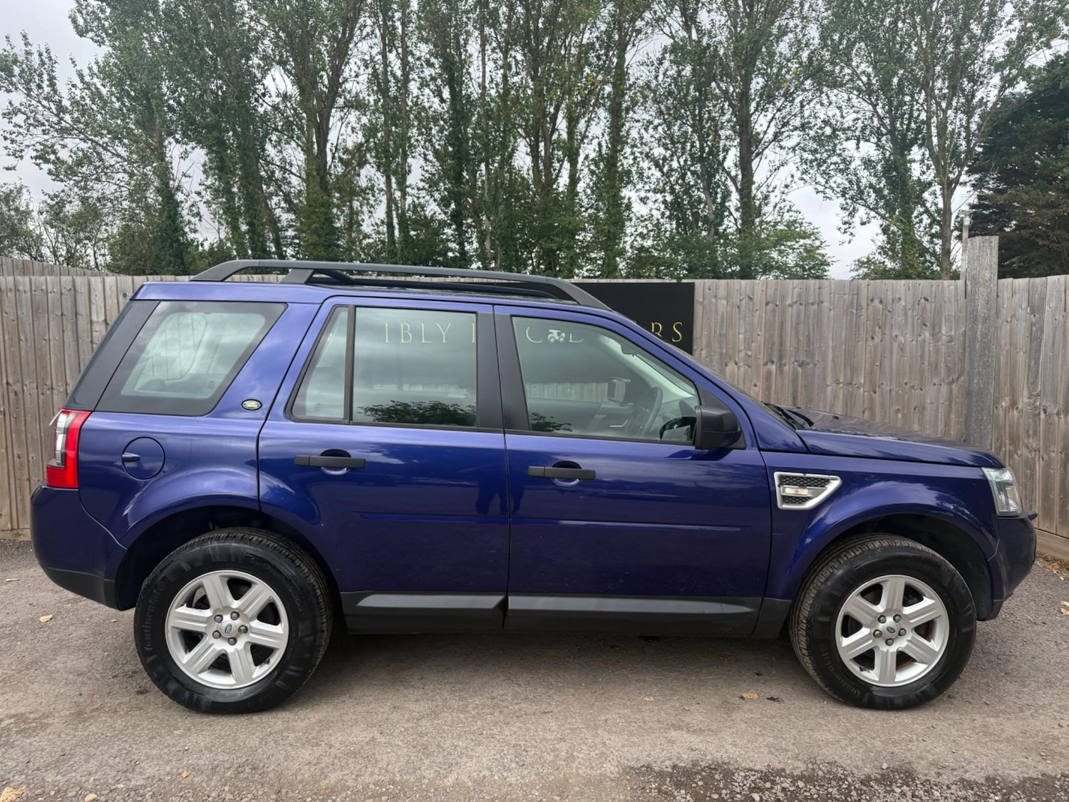 Used Land Rover Freelander 2010 for sale - 76607238: Photo 7