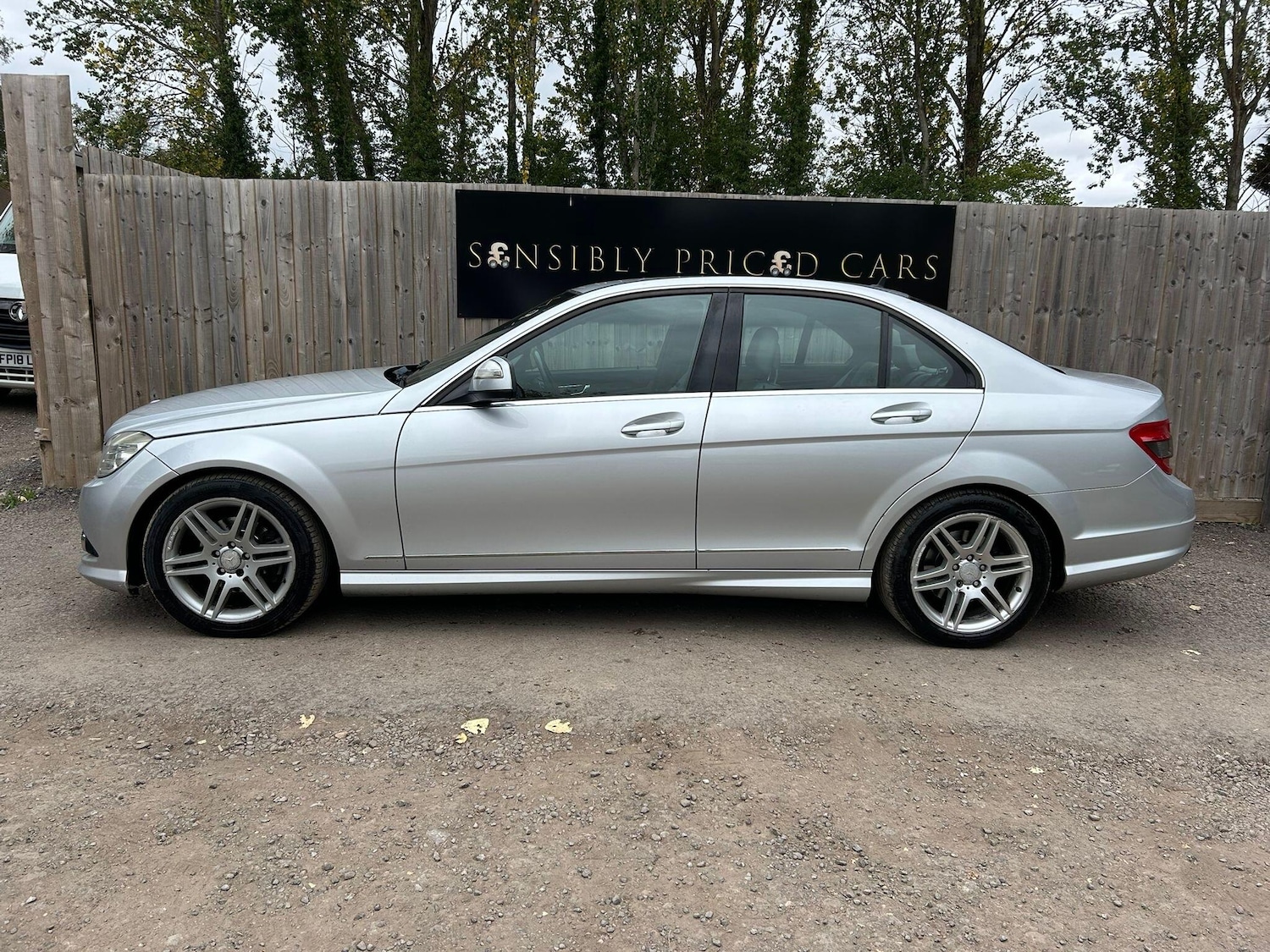 Used Mercedes-Benz C Class 2007 for sale - 76606914: Photo 5