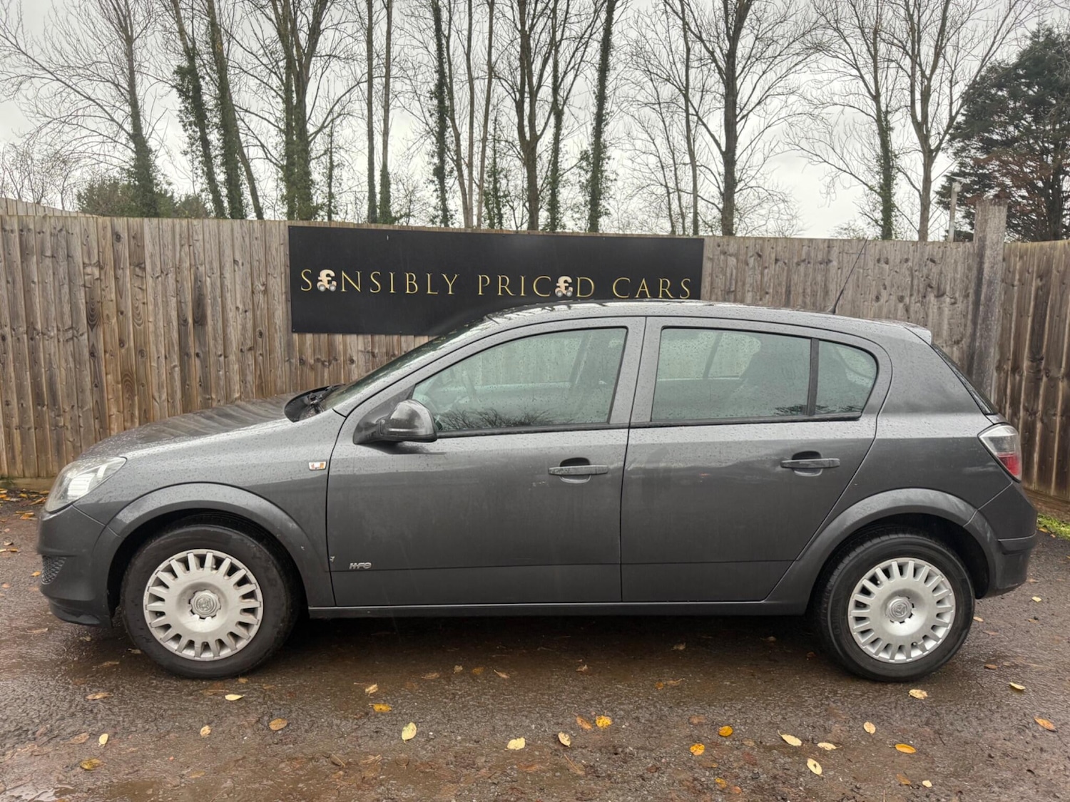 Used Vauxhall Astra 2010 for sale - 76824410: Photo 5