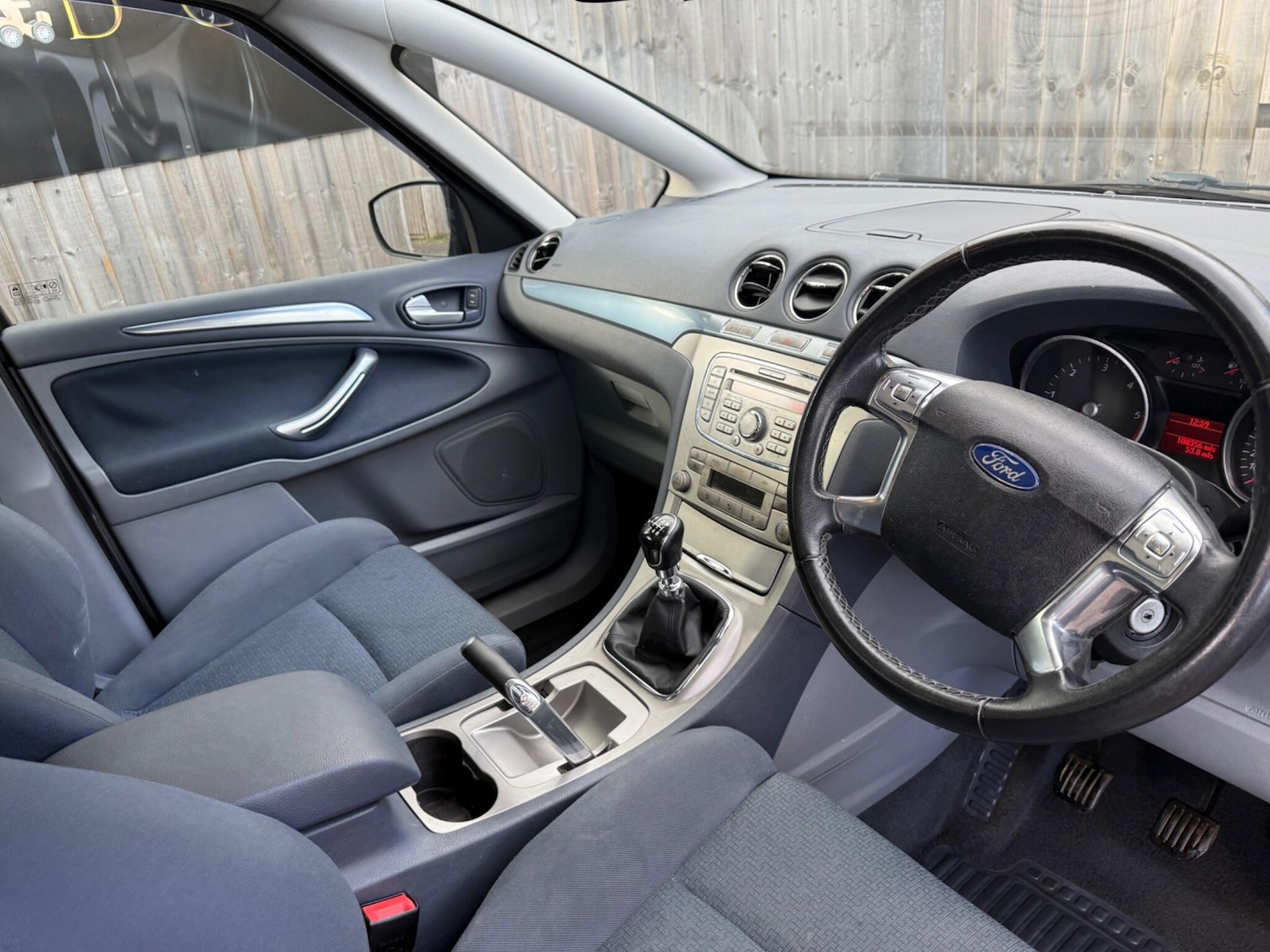 Used Ford S-Max 2010 for sale - 76608502: Photo 9