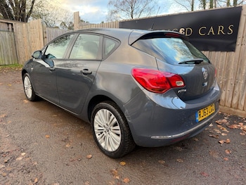 Used Vauxhall Astra 2014 for sale - 76633852: Photo
