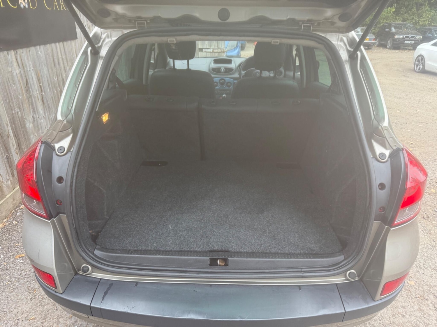 Used Renault Clio 2008 for sale - 76608083: Photo 13