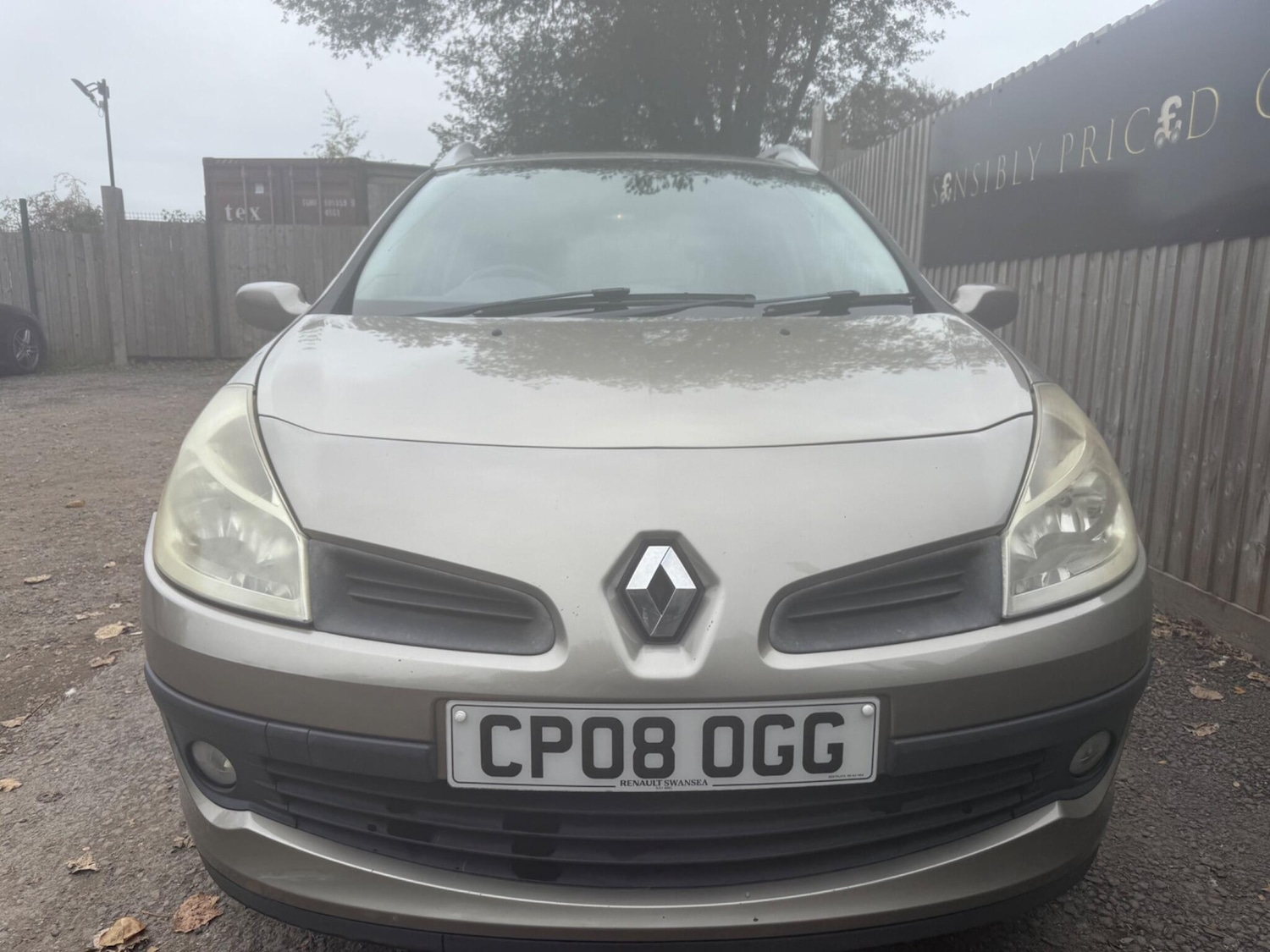 Used Renault Clio 2008 for sale - 76608083: Photo 2