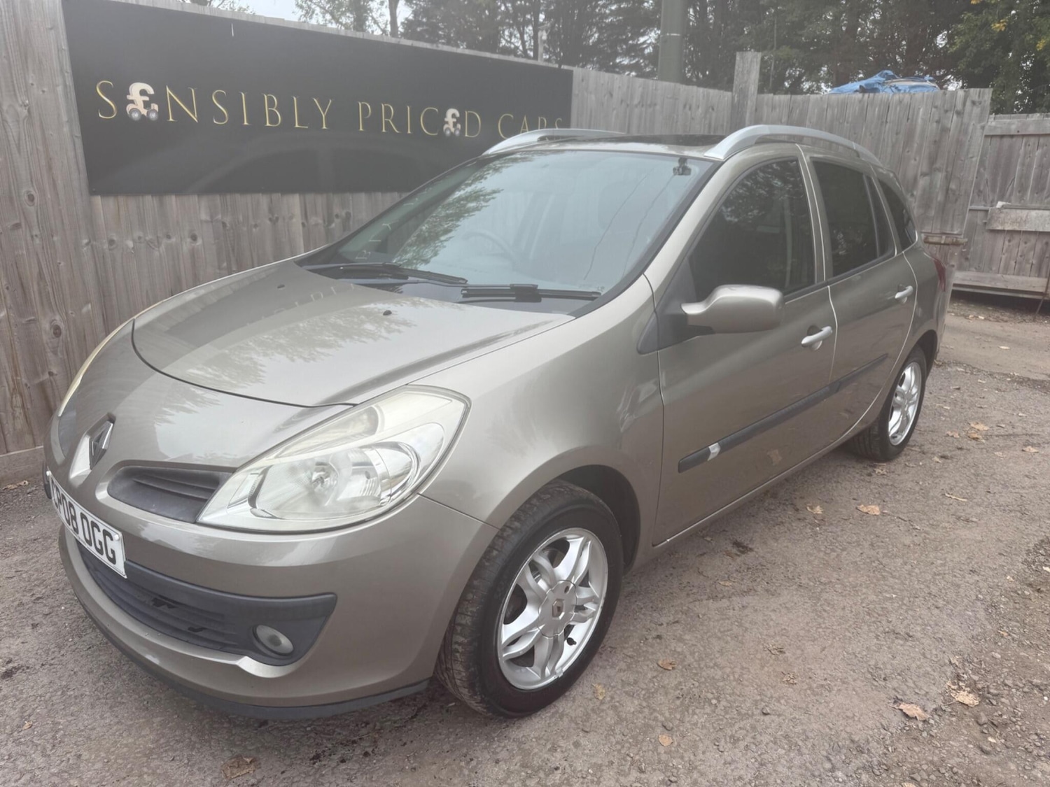 Used Renault Clio 2008 for sale - 76608083: Photo 3
