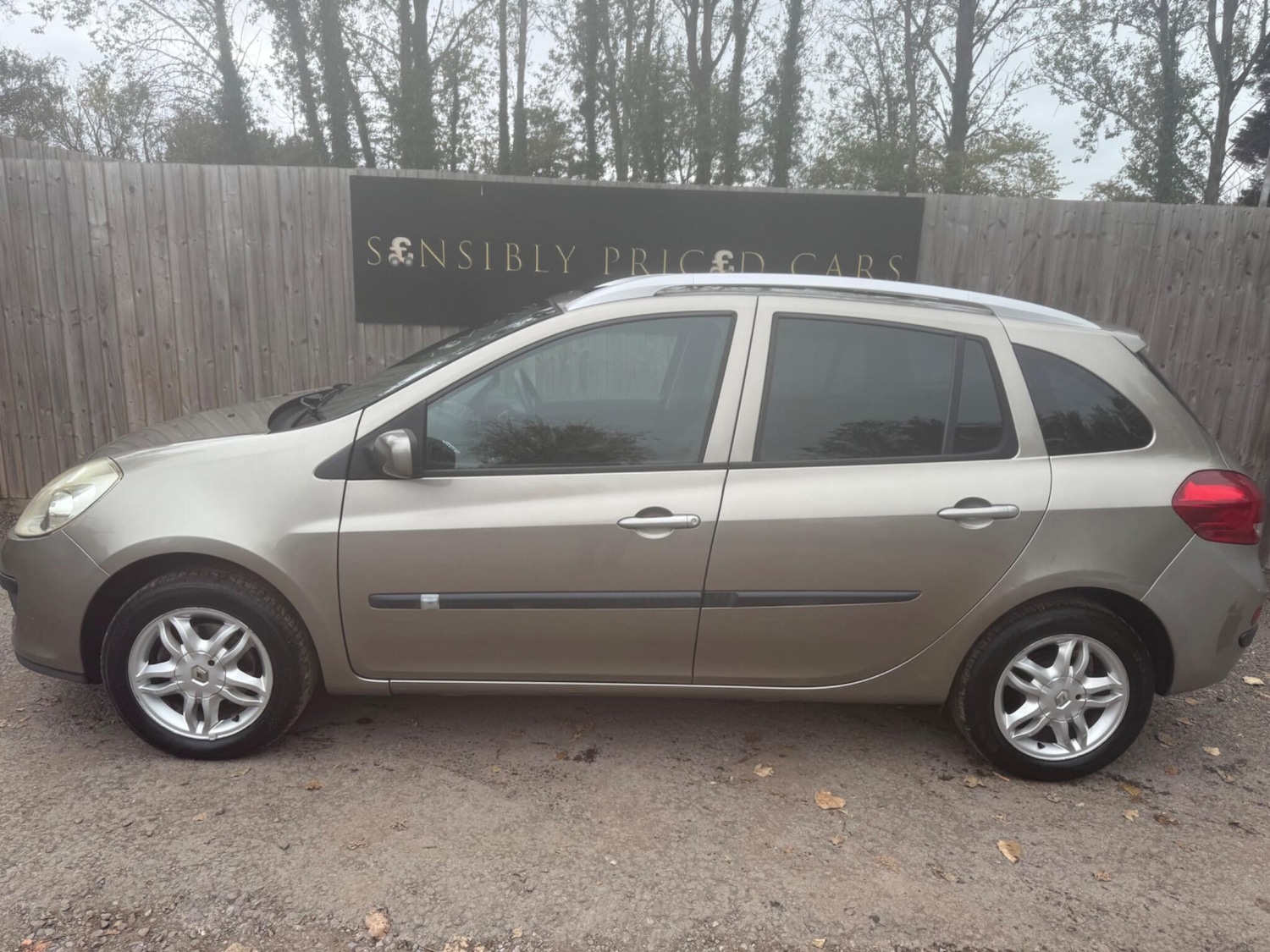 Used Renault Clio 2008 for sale - 76608083: Photo 5