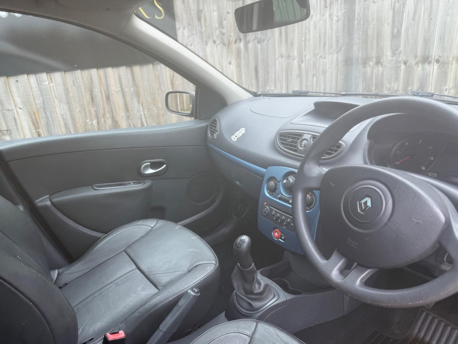 Used Renault Clio 2008 for sale - 76608083: Photo 9