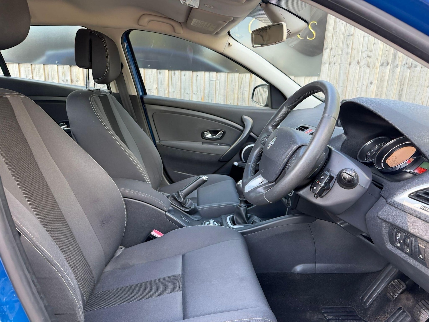 Used Renault Megane 2011 for sale - 76608125: Photo 10