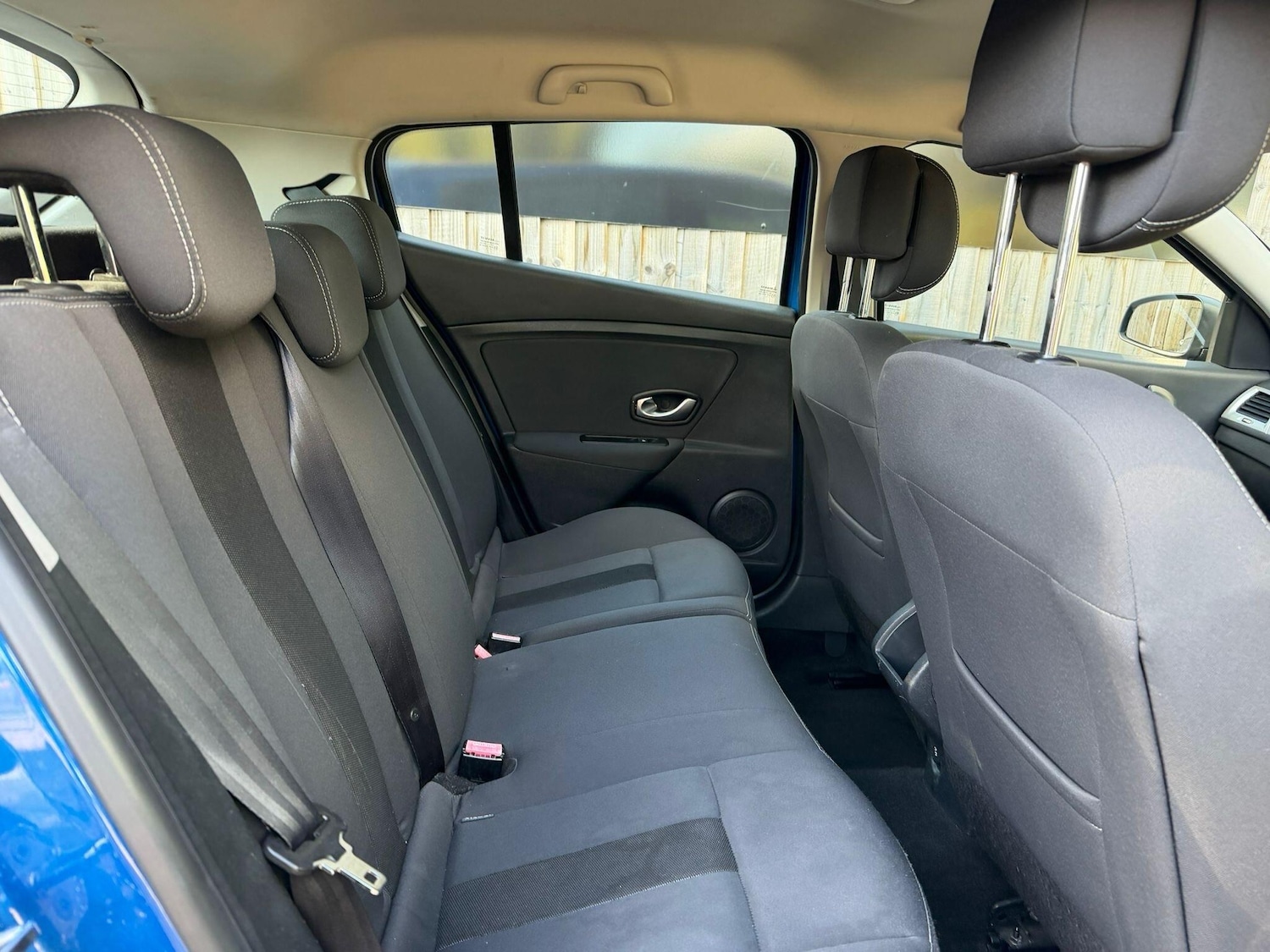 Used Renault Megane 2011 for sale - 76608125: Photo 11