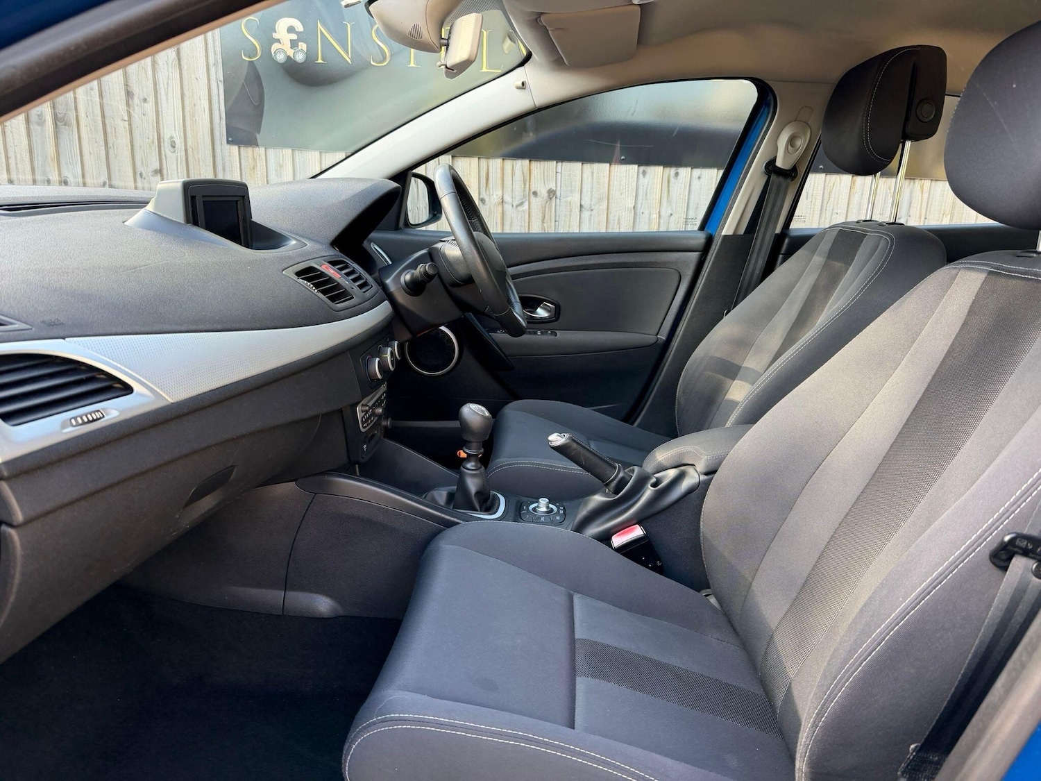 Used Renault Megane 2011 for sale - 76608125: Photo 14