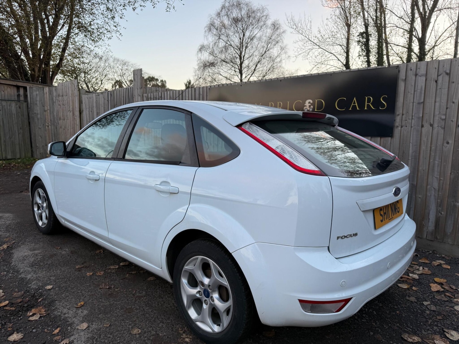 Used Ford Focus 2011 for sale - 76633438: Photo 4