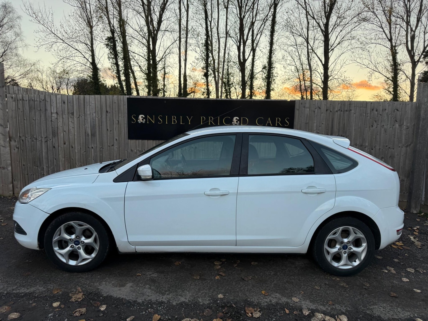 Used Ford Focus 2011 for sale - 76633438: Photo 5