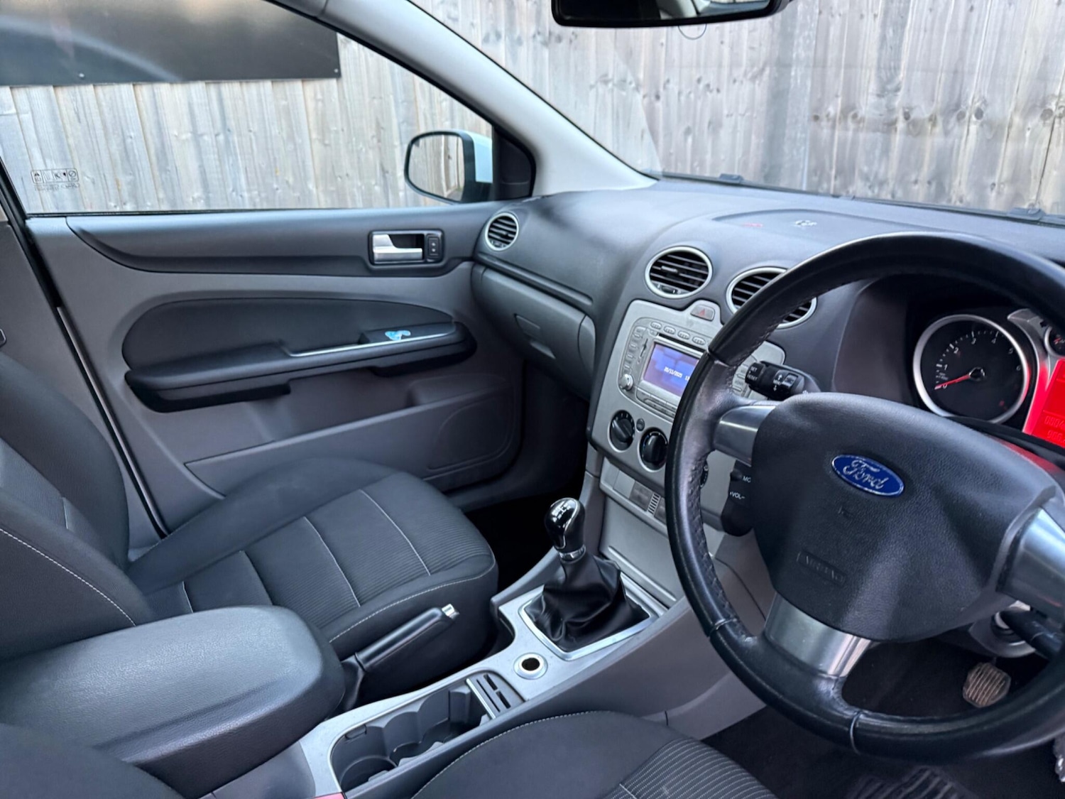 Used Ford Focus 2011 for sale - 76633438: Photo 9