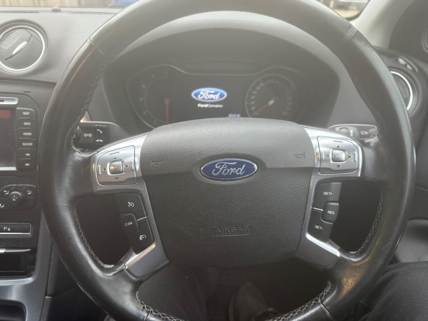 Used Ford Mondeo 2011 for sale - 76608319: Photo 21