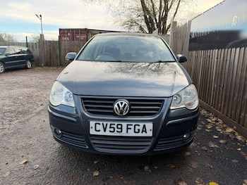 Used Volkswagen Polo 2009 for sale - 76743008: Photo