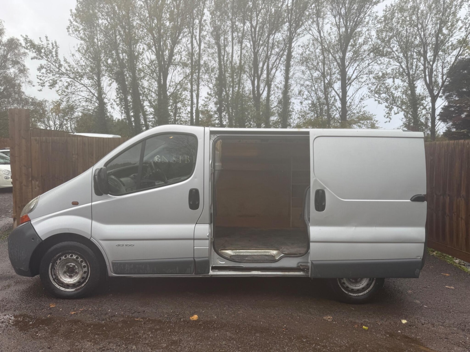 Used Nissan Primastar 2004 for sale - 76607366: Photo 4