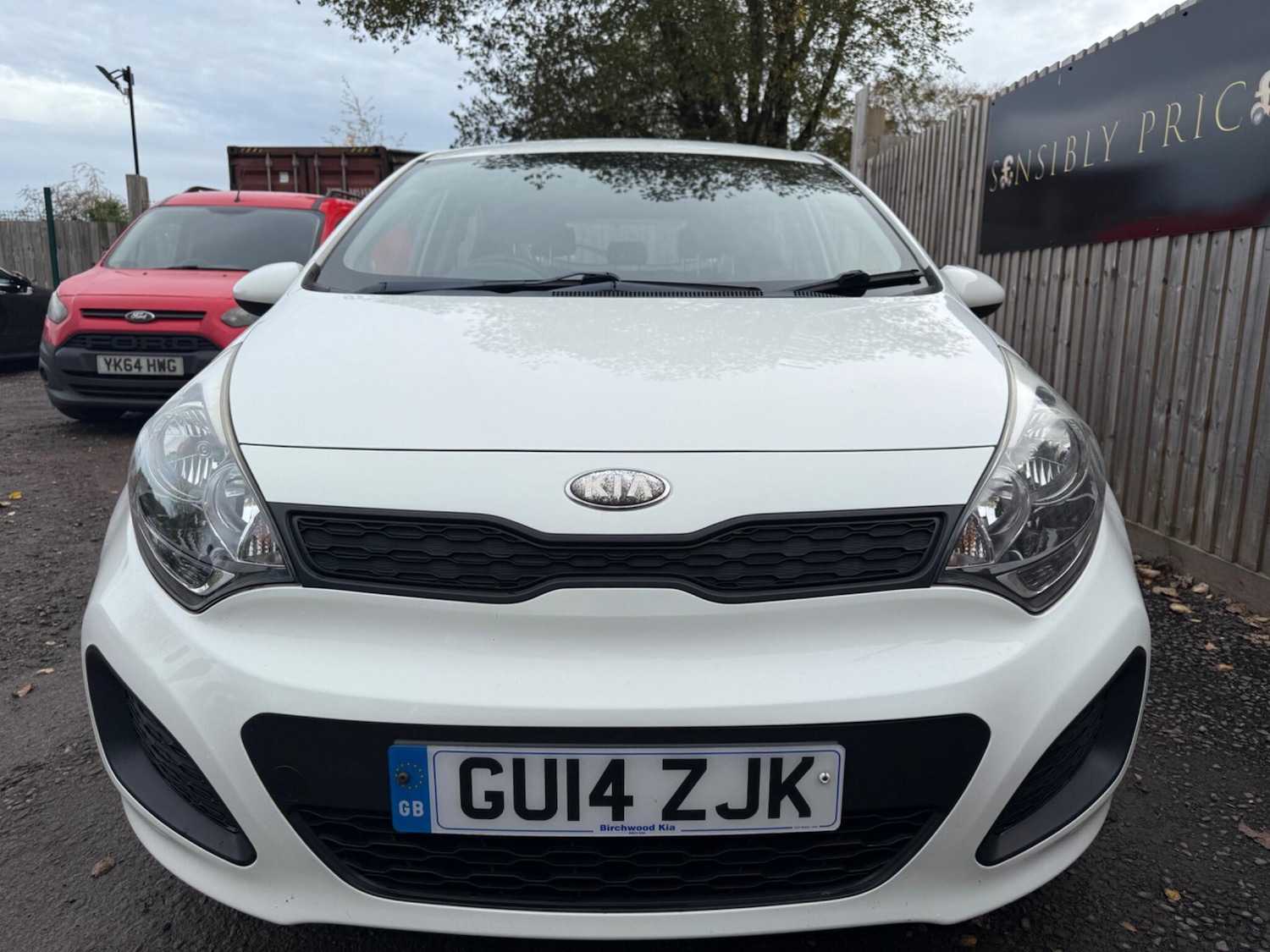 Used Kia Rio 2014 for sale - 76607476: Photo 2