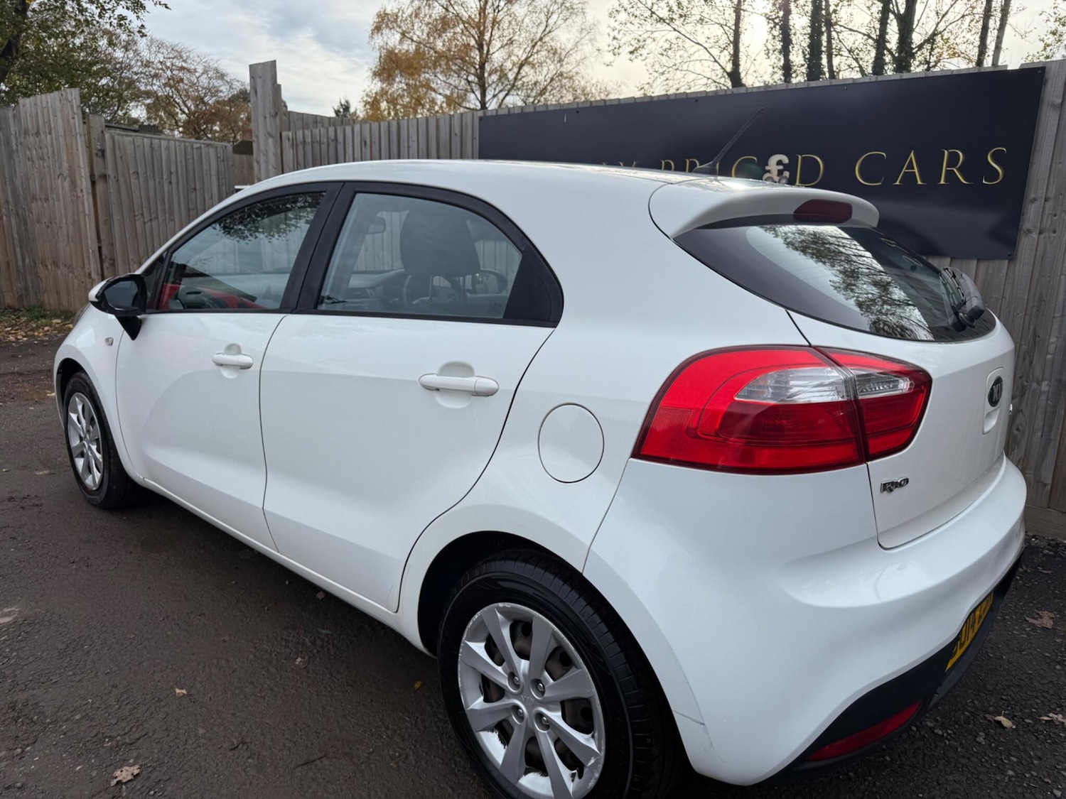 Used Kia Rio 2014 for sale - 76607476: Photo 4