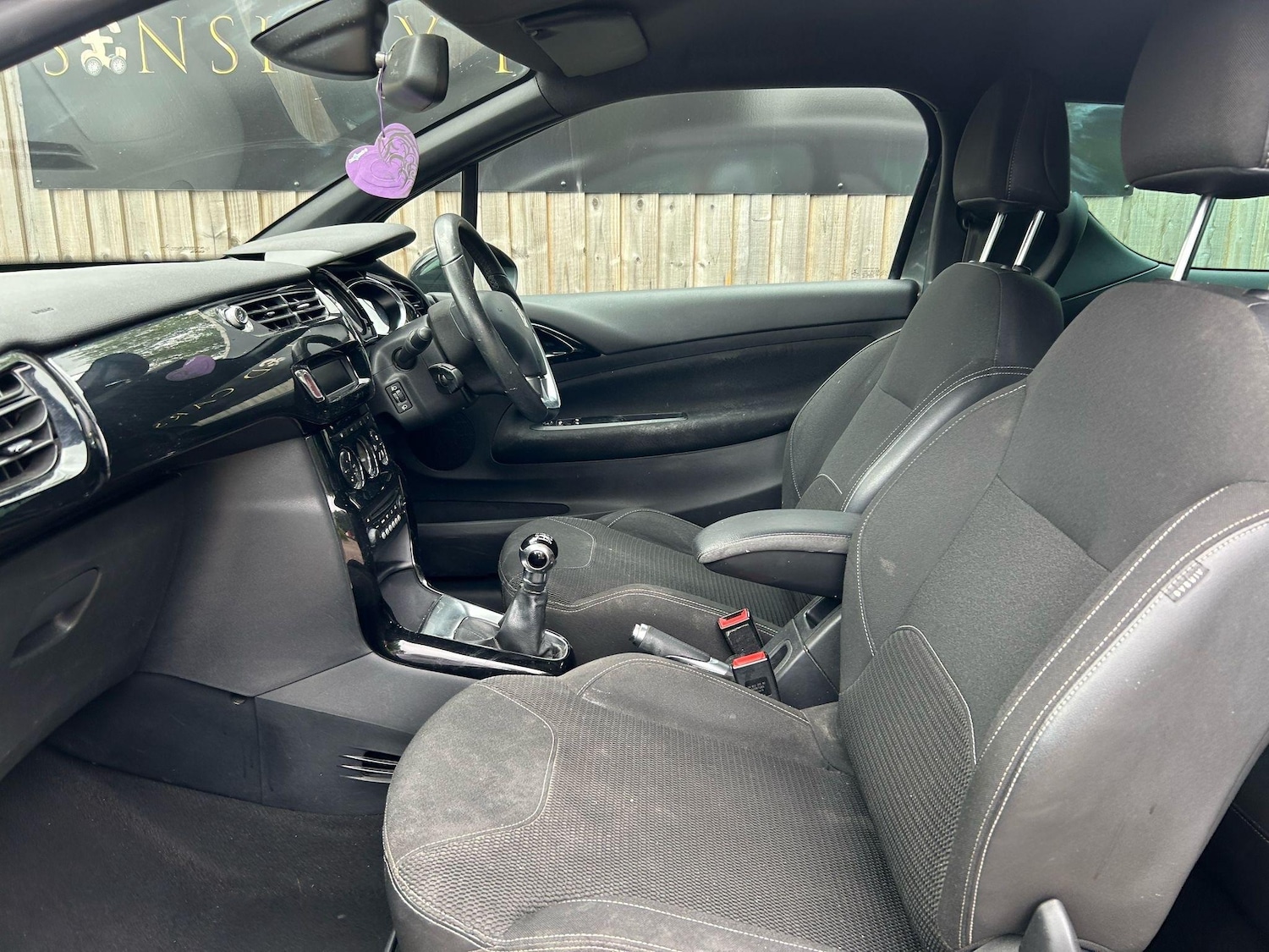 Used Citroen DS3 2013 for sale - 76608580: Photo 14