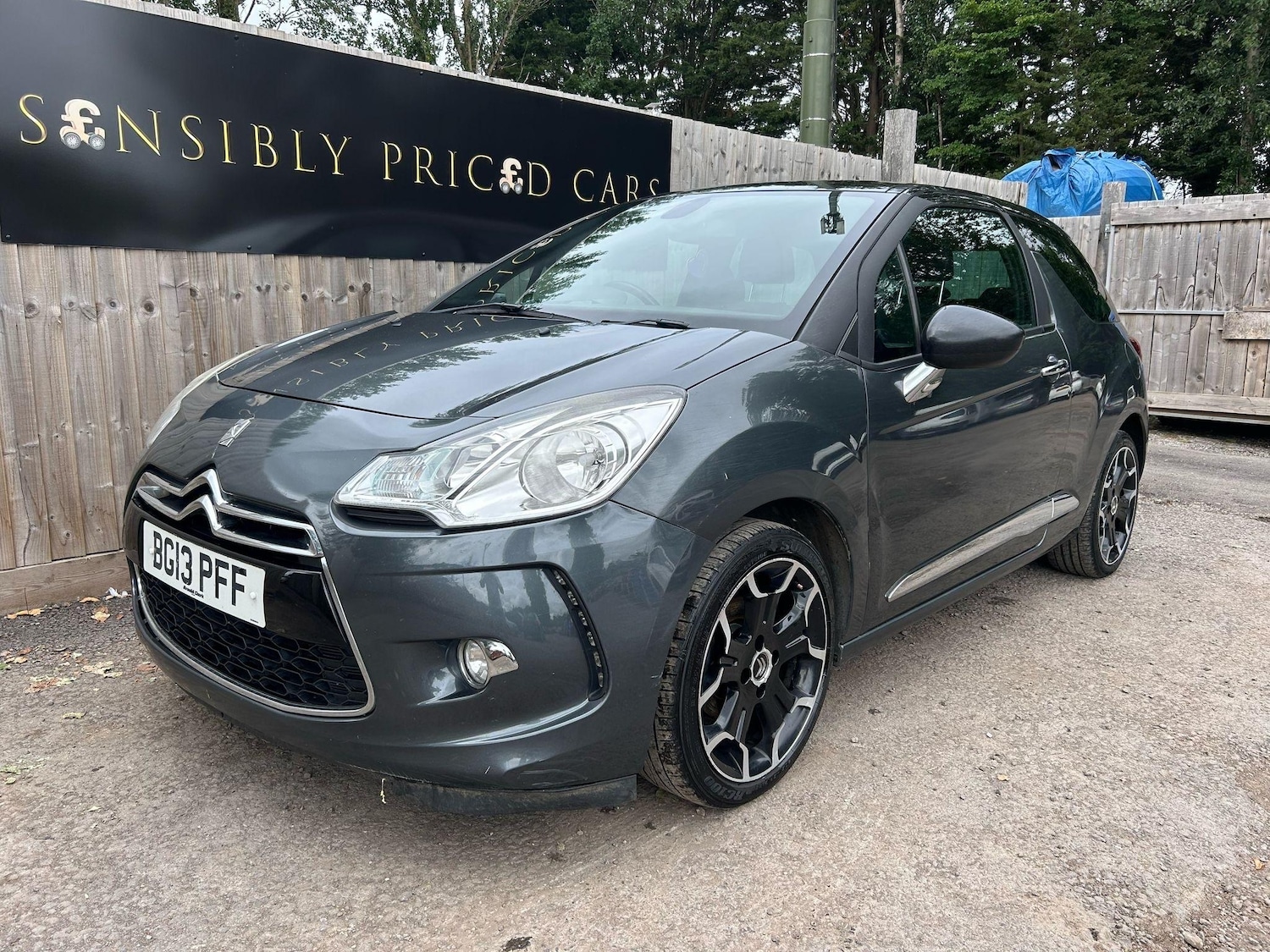 Used Citroen DS3 2013 for sale - 76608580: Photo 3