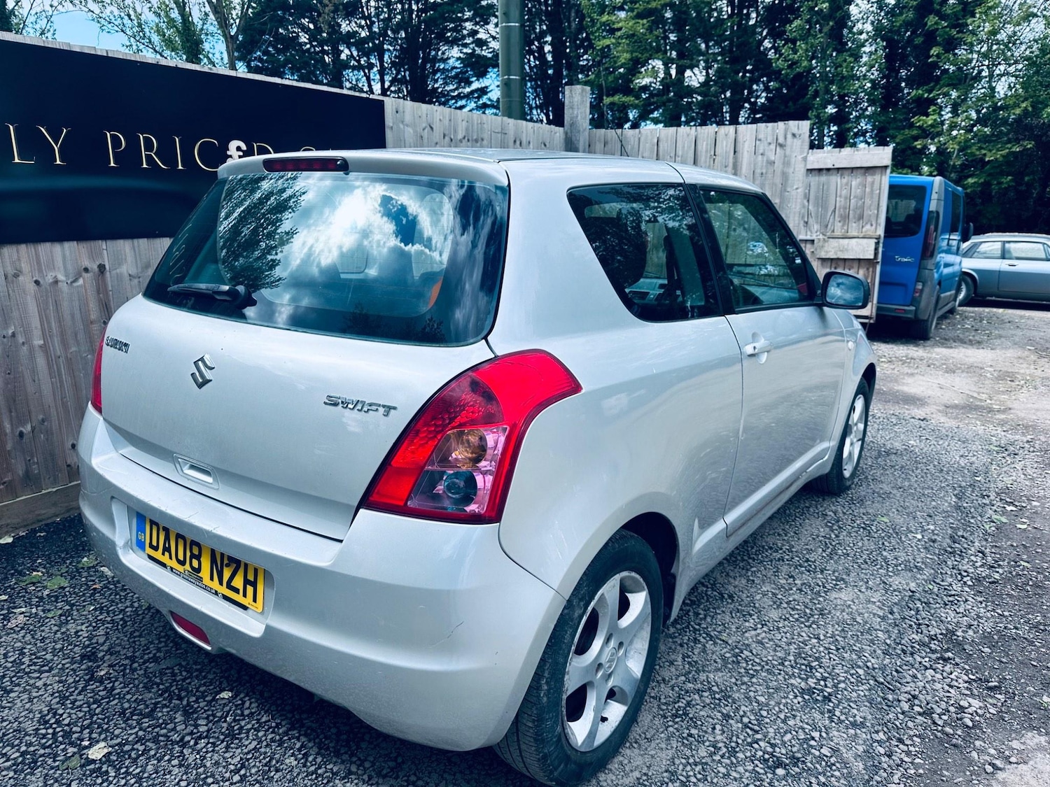 Used Suzuki Swift 2008 for sale - 77202797: Photo 4