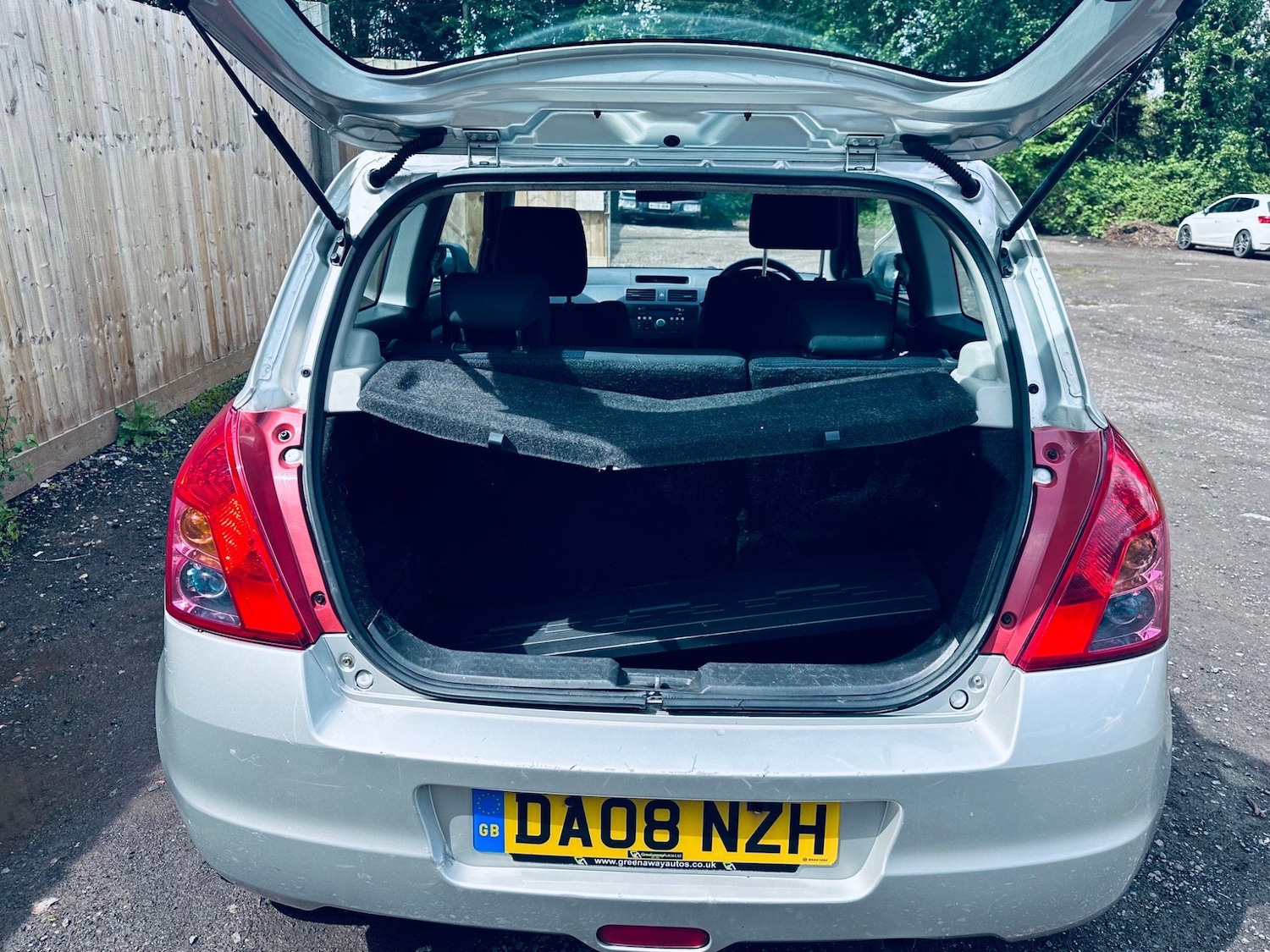 Used Suzuki Swift 2008 for sale - 77202797: Photo 9