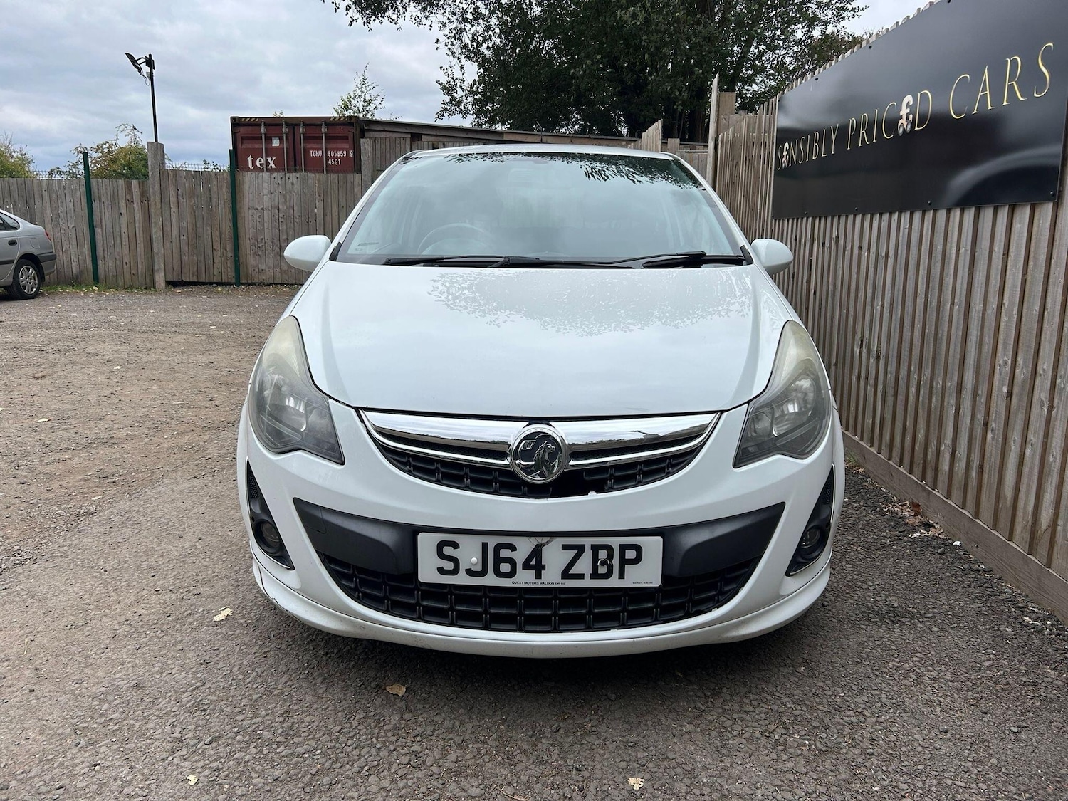 Used Vauxhall Corsa 2014 for sale - 76607407: Photo 2