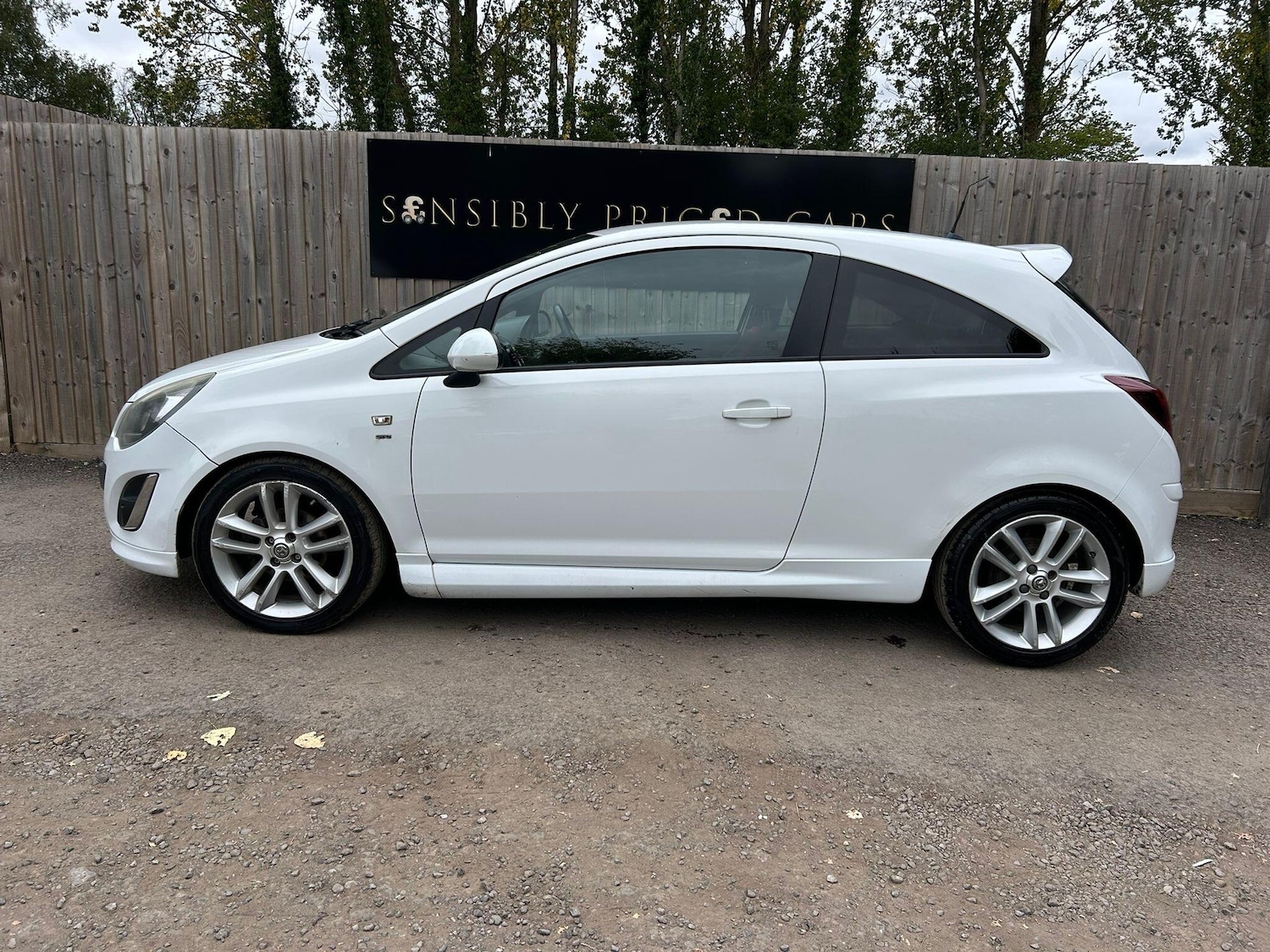 Used Vauxhall Corsa 2014 for sale - 76607407: Photo 5