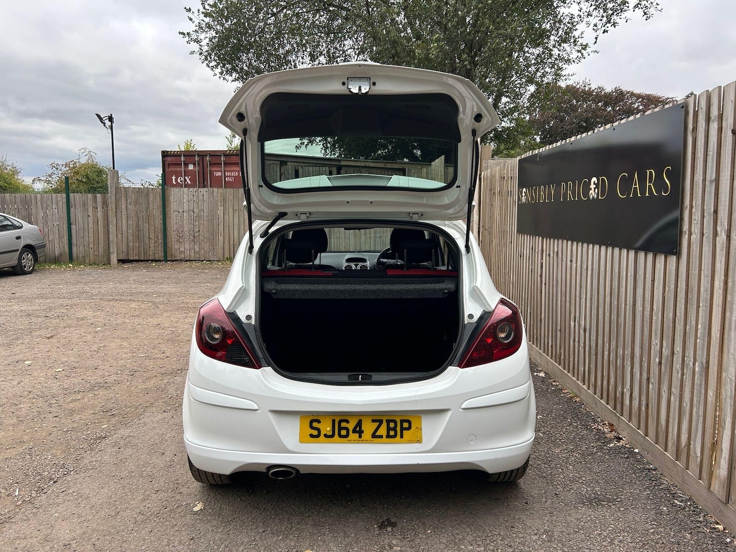 Used Vauxhall Corsa 2014 for sale - 76607407: Photo 7