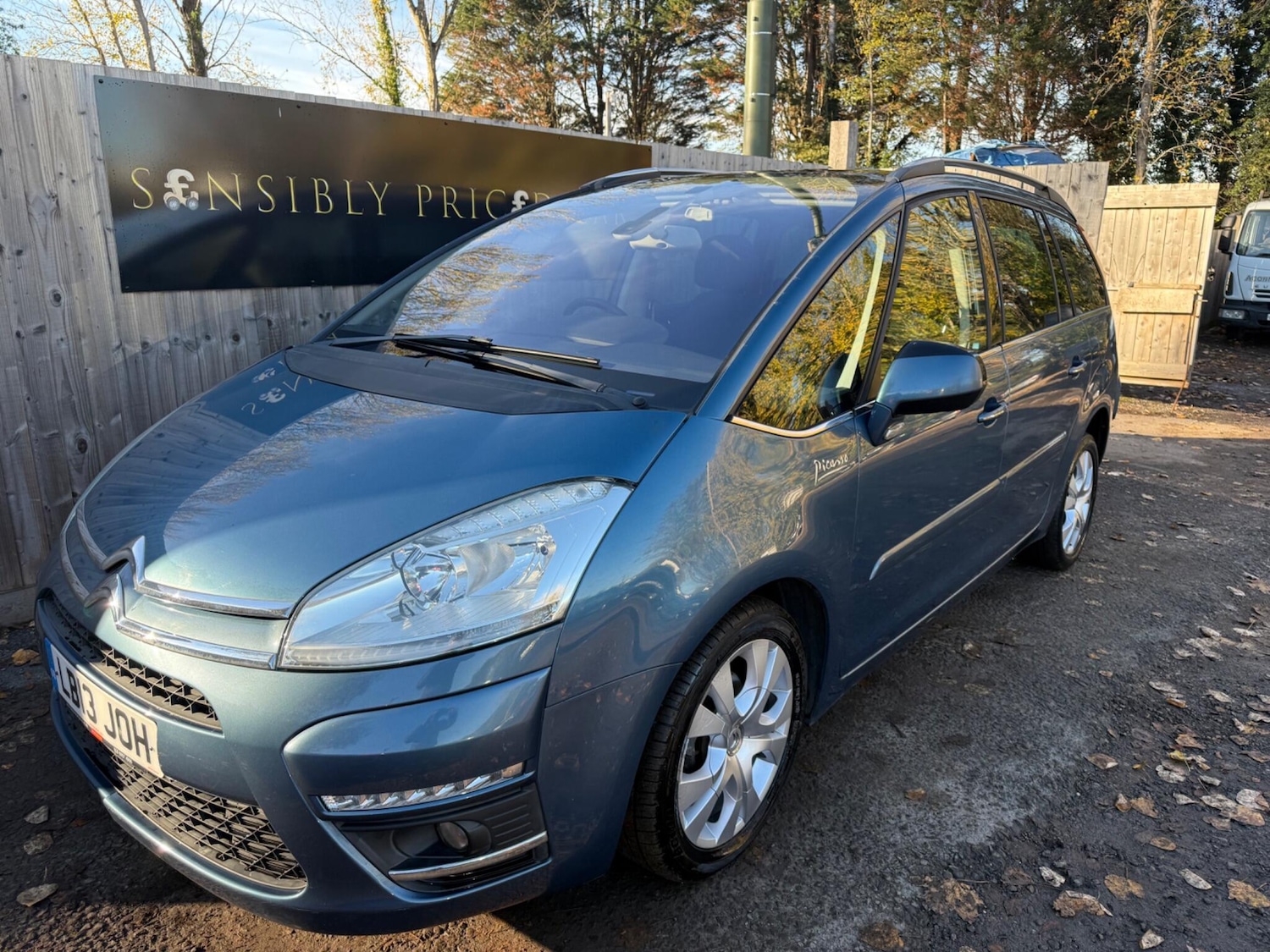 Used Citroen C4 Grand Picasso 2013 for sale - 76633379: Photo 3