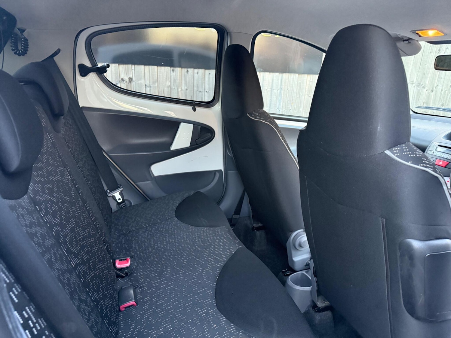 Used Peugeot 107 2011 for sale - 76632977: Photo 11