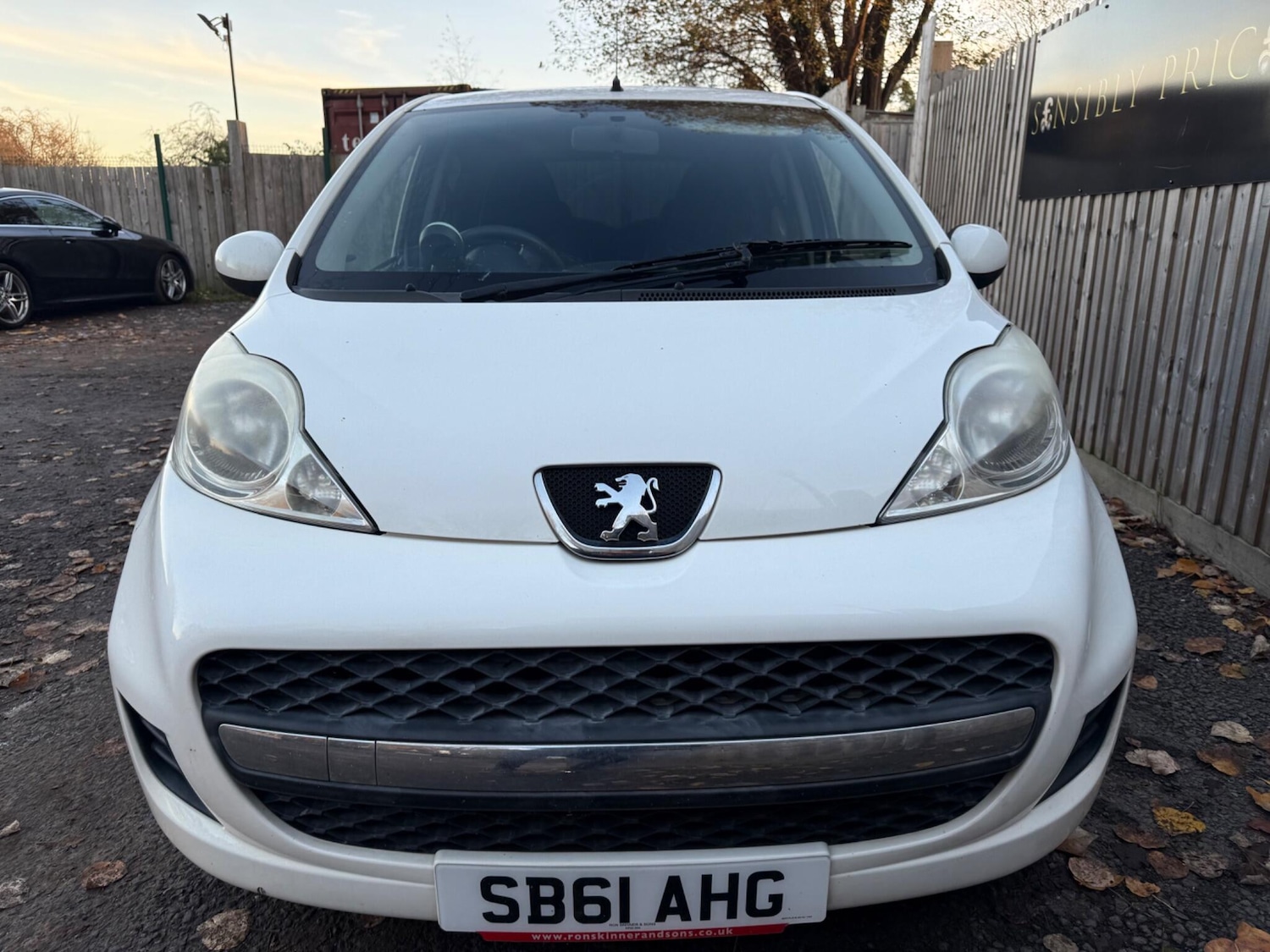Used Peugeot 107 2011 for sale - 76632977: Photo 2