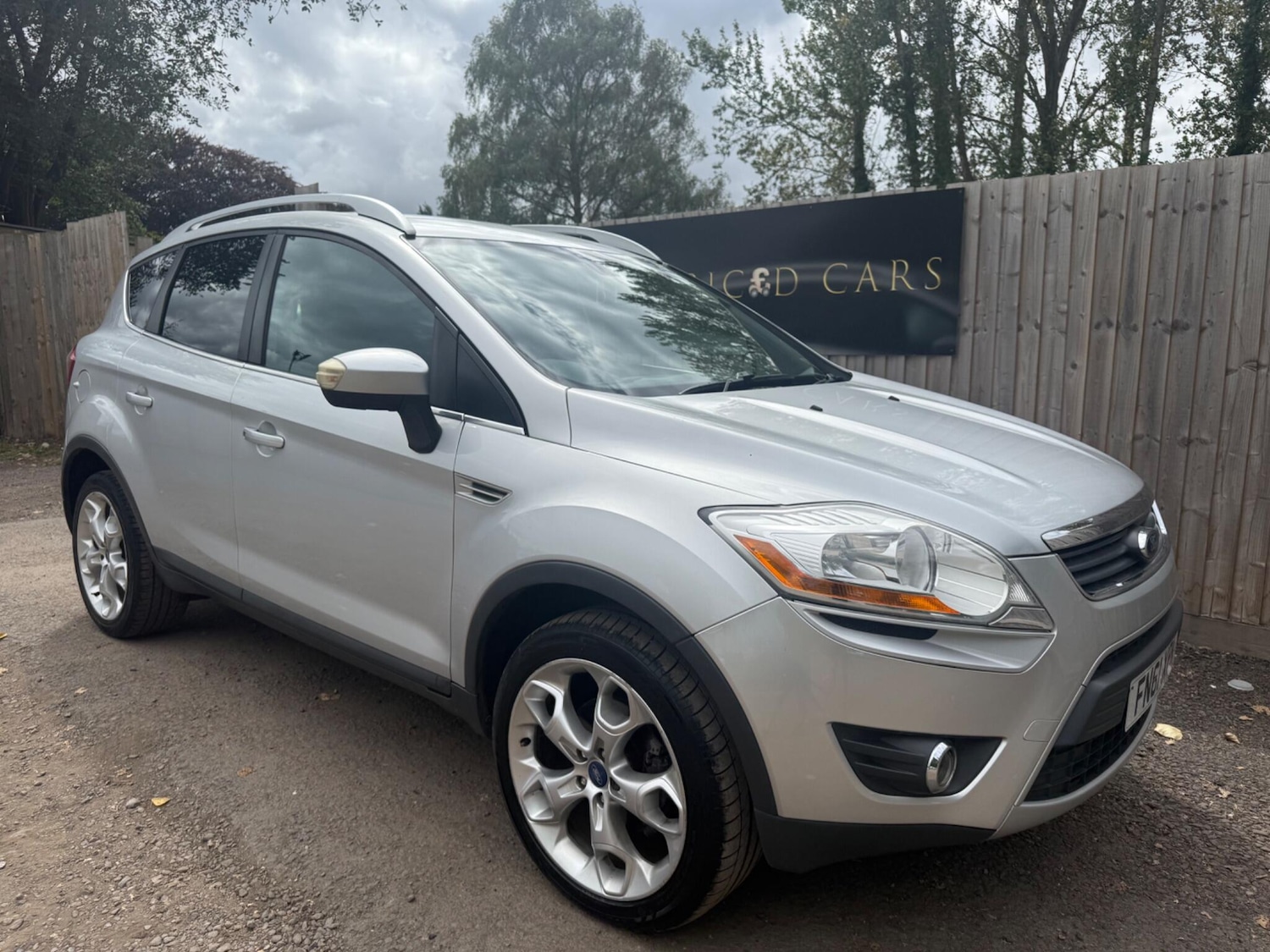 Used Ford Kuga 2011 for sale - 76608589: Photo 1
