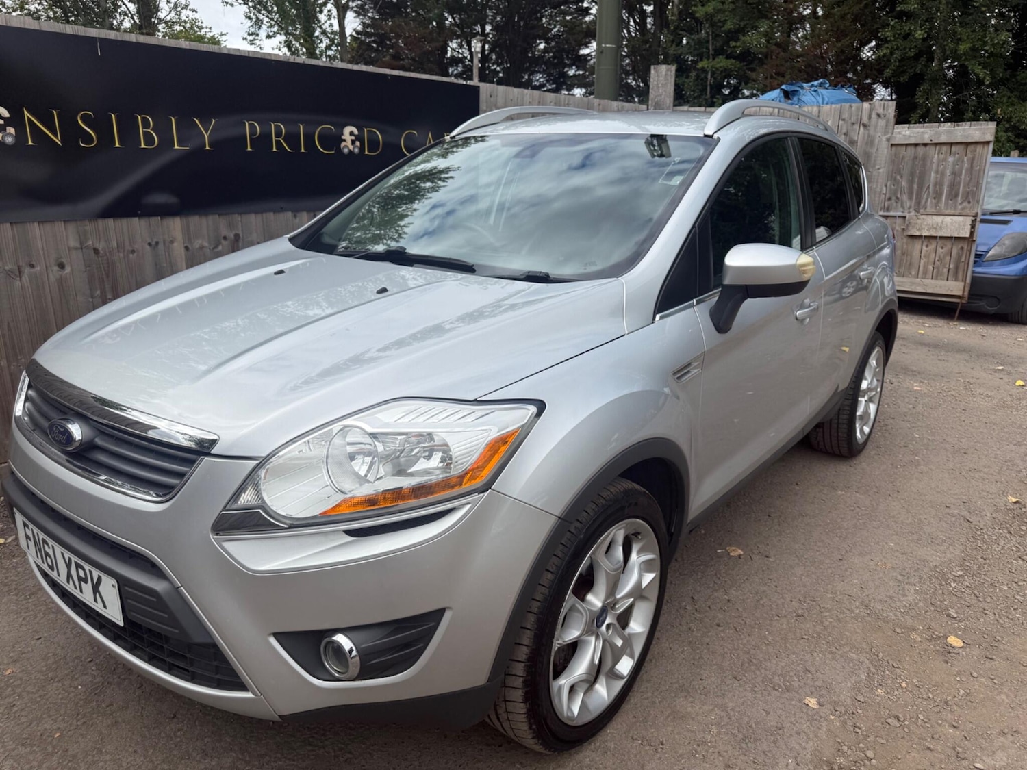 Used Ford Kuga 2011 for sale - 76608589: Photo 3